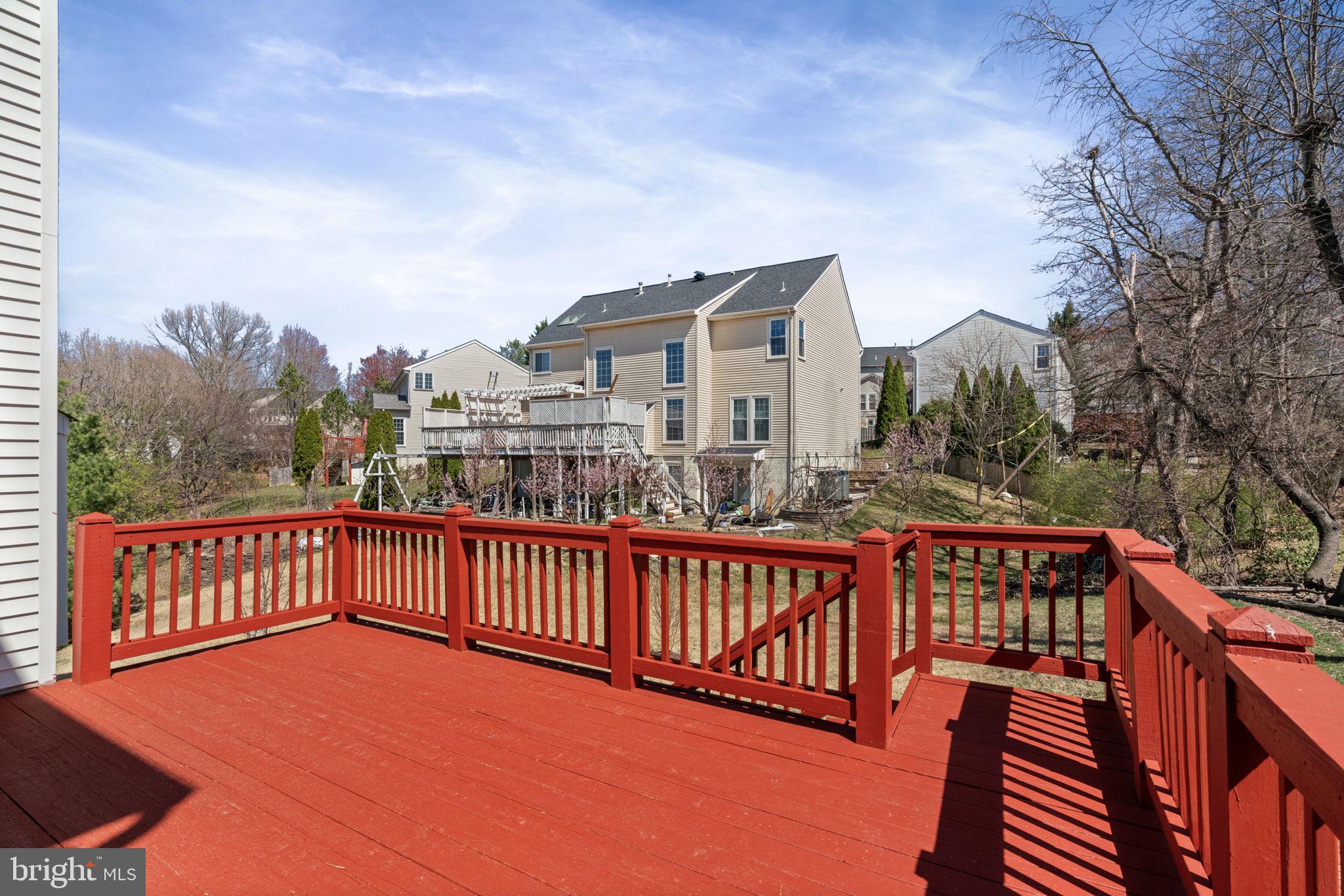 CLIFTON CREST - Residential