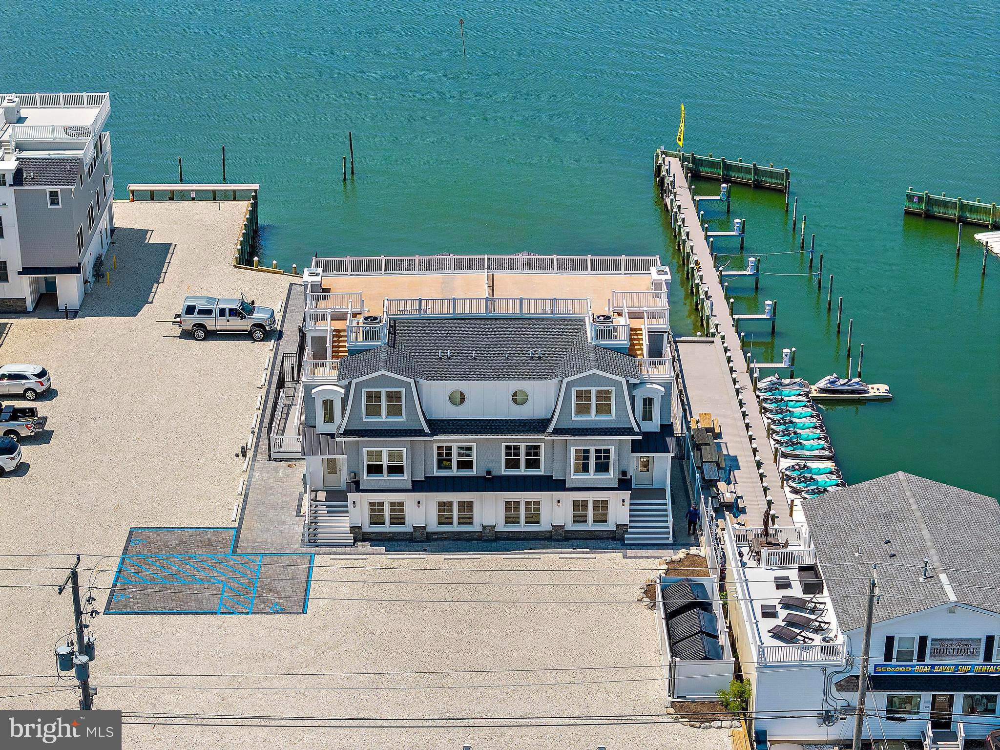 2600 LONG BEACH BOULEVARD 20