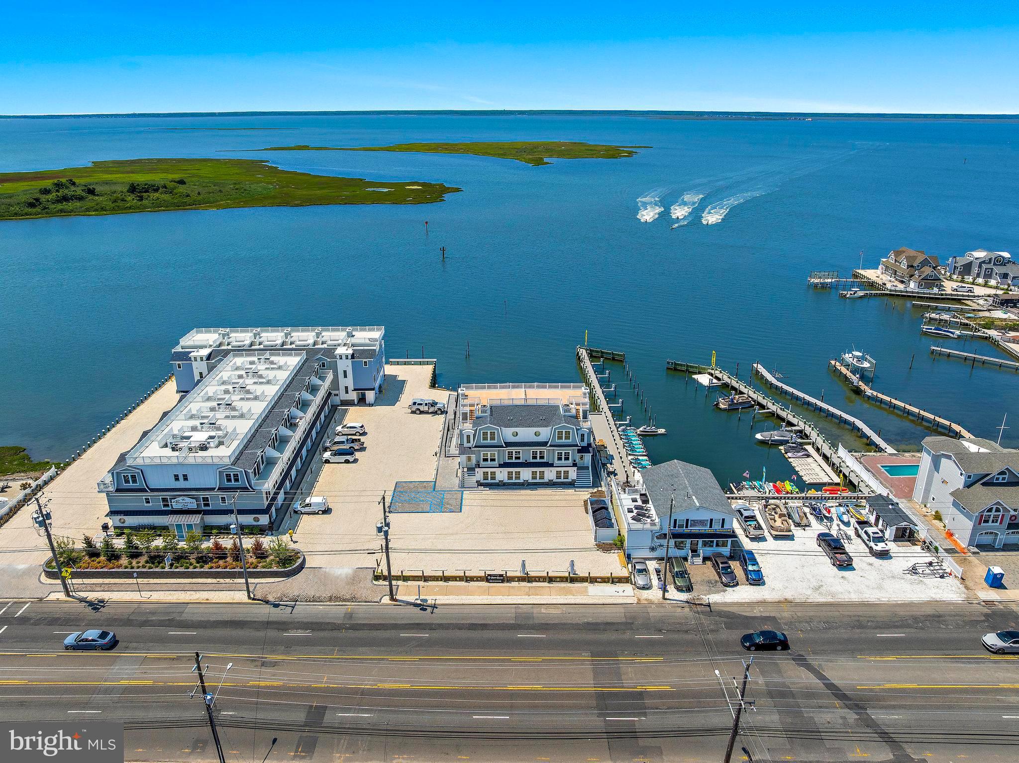 2600 LONG BEACH BOULEVARD 20