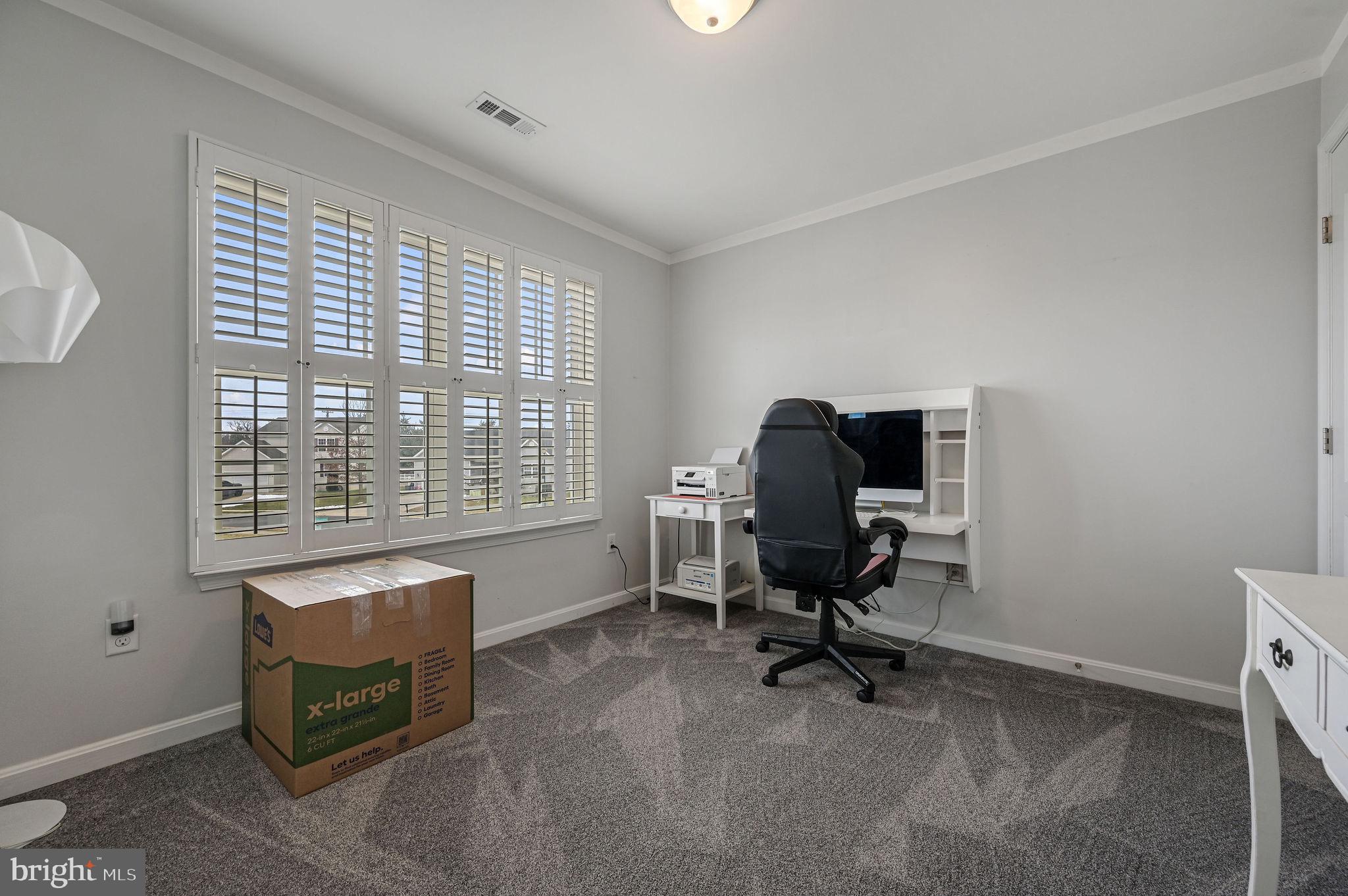 PICKERING POINTE - Residential