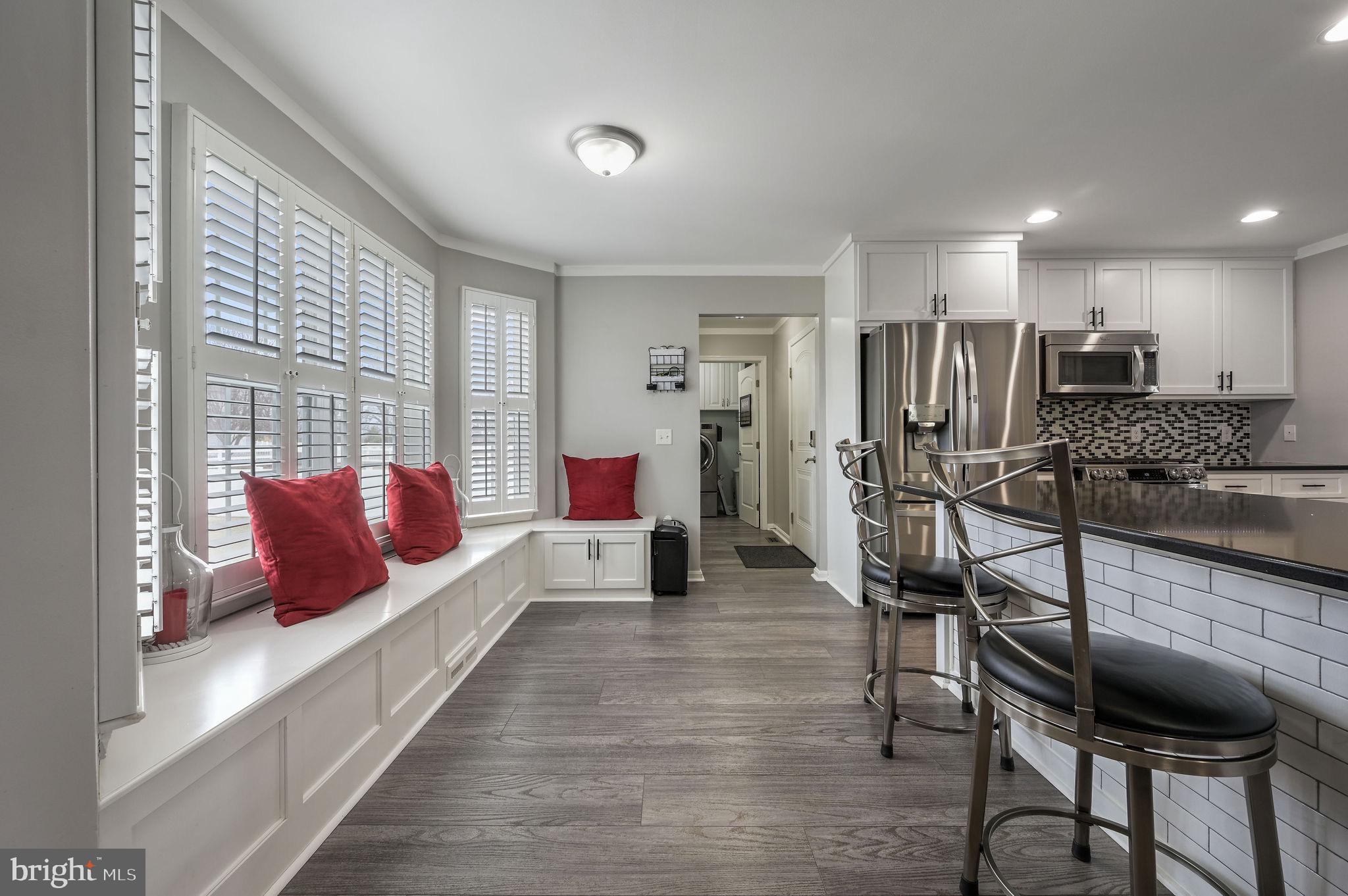 PICKERING POINTE - Residential