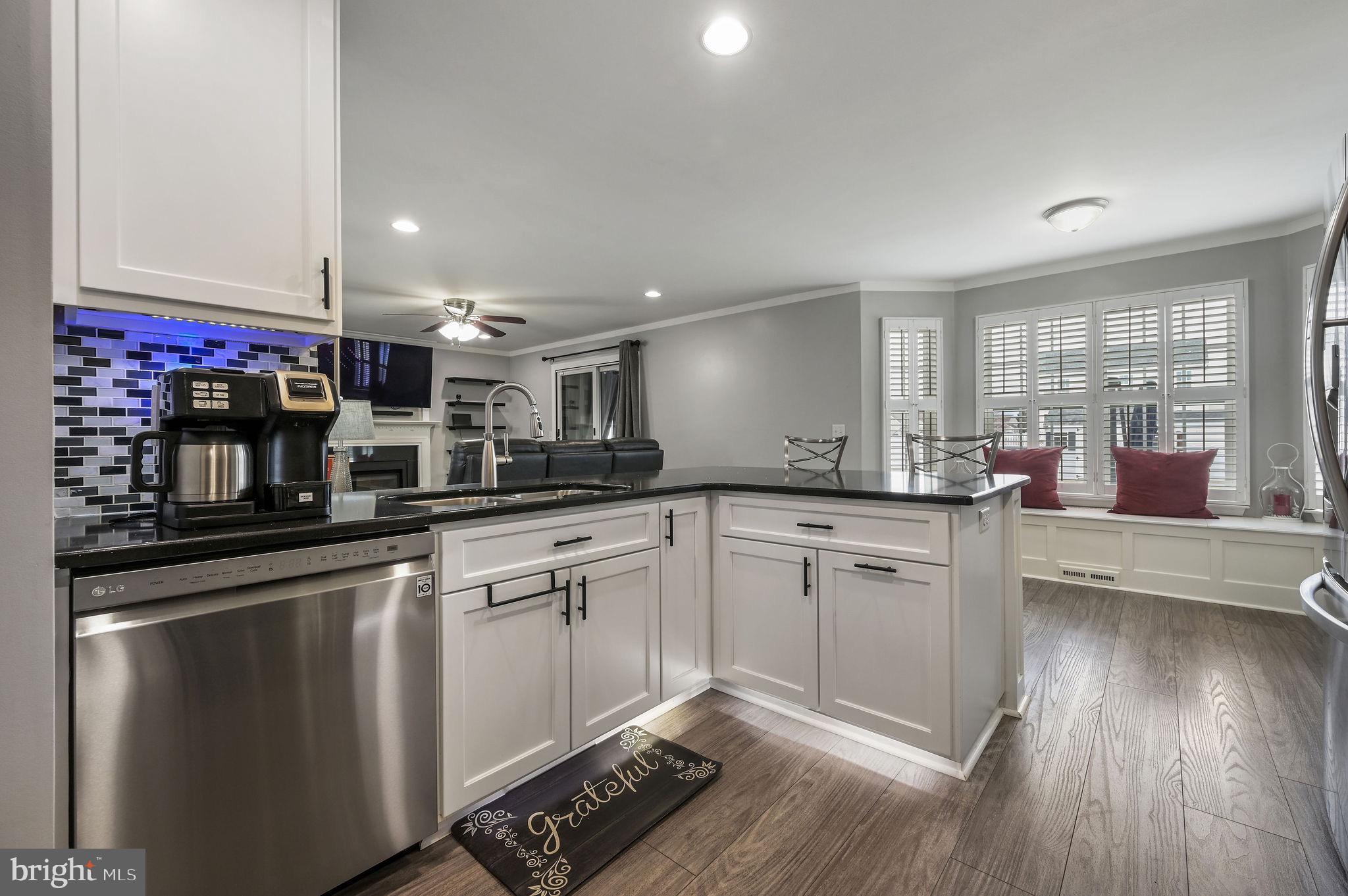 PICKERING POINTE - Residential