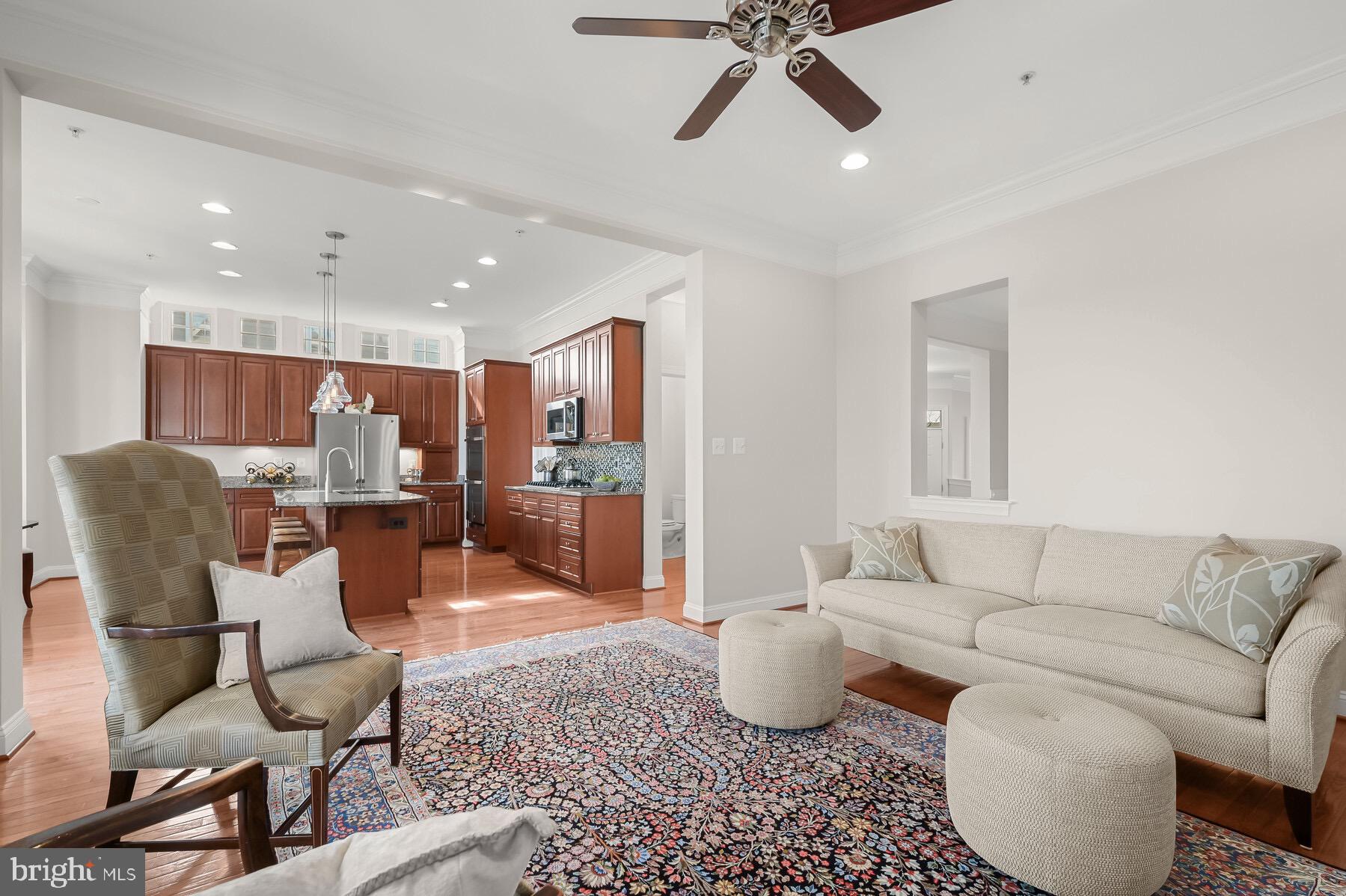 STONE LAKE - Residential