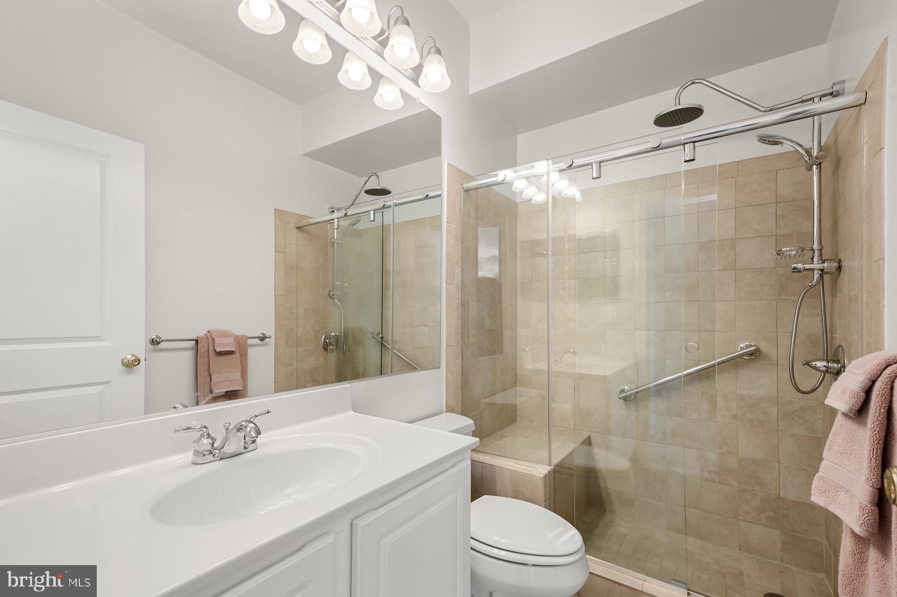 STONE LAKE - Residential