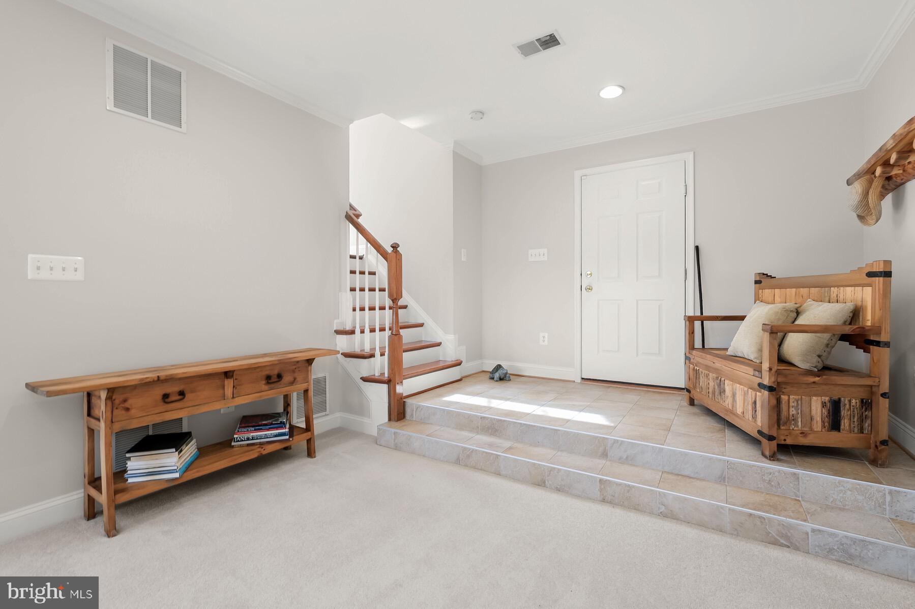 STONE LAKE - Residential