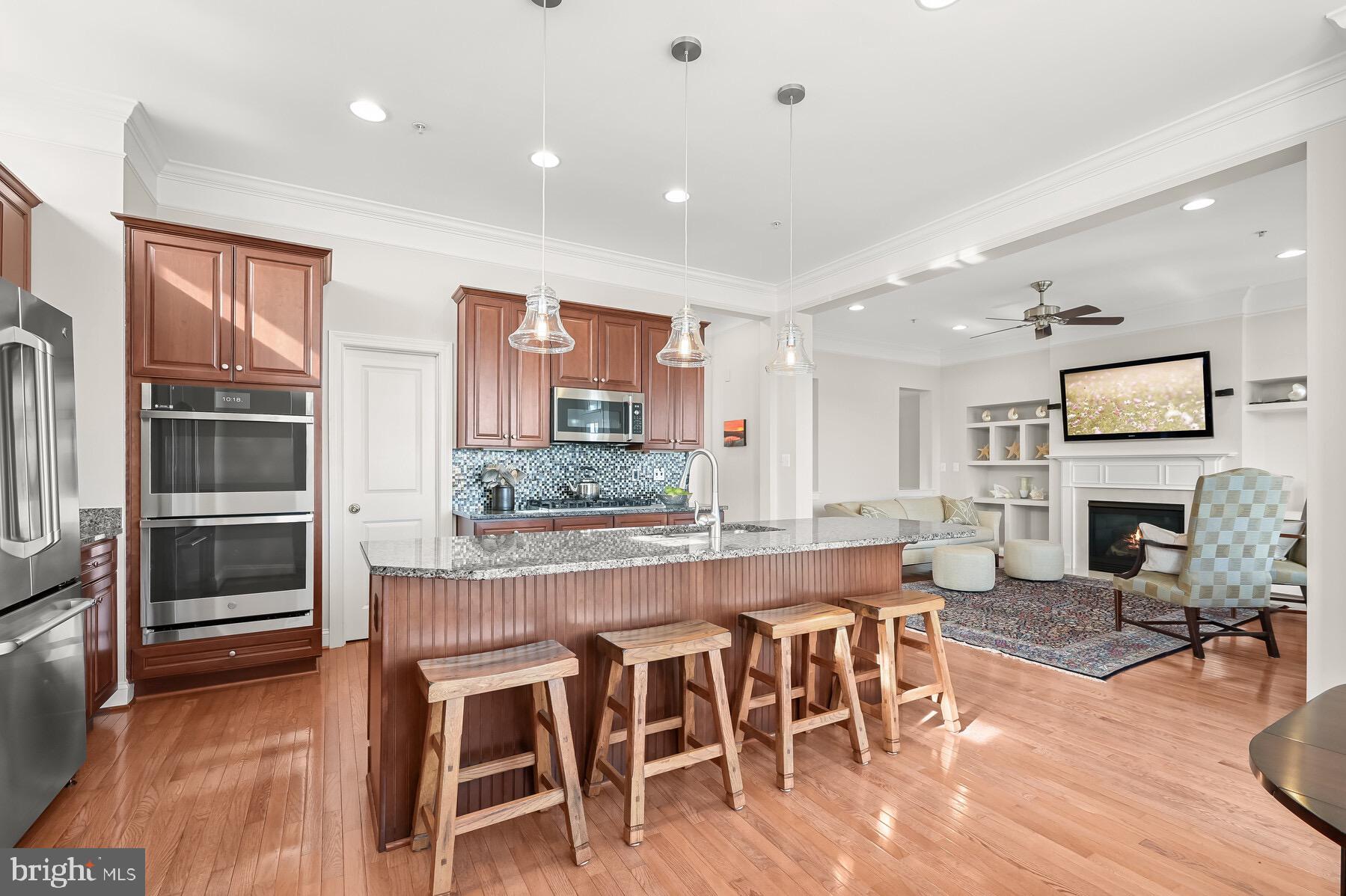 STONE LAKE - Residential