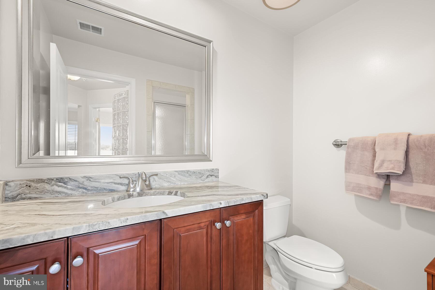 STONE LAKE - Residential