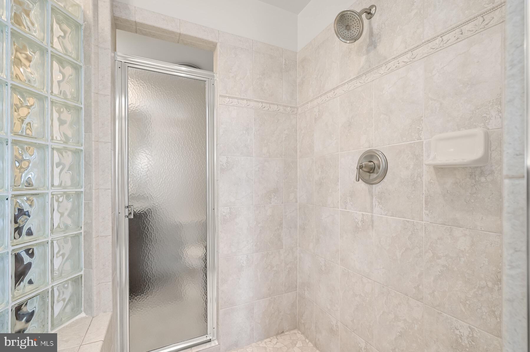 STONE LAKE - Residential