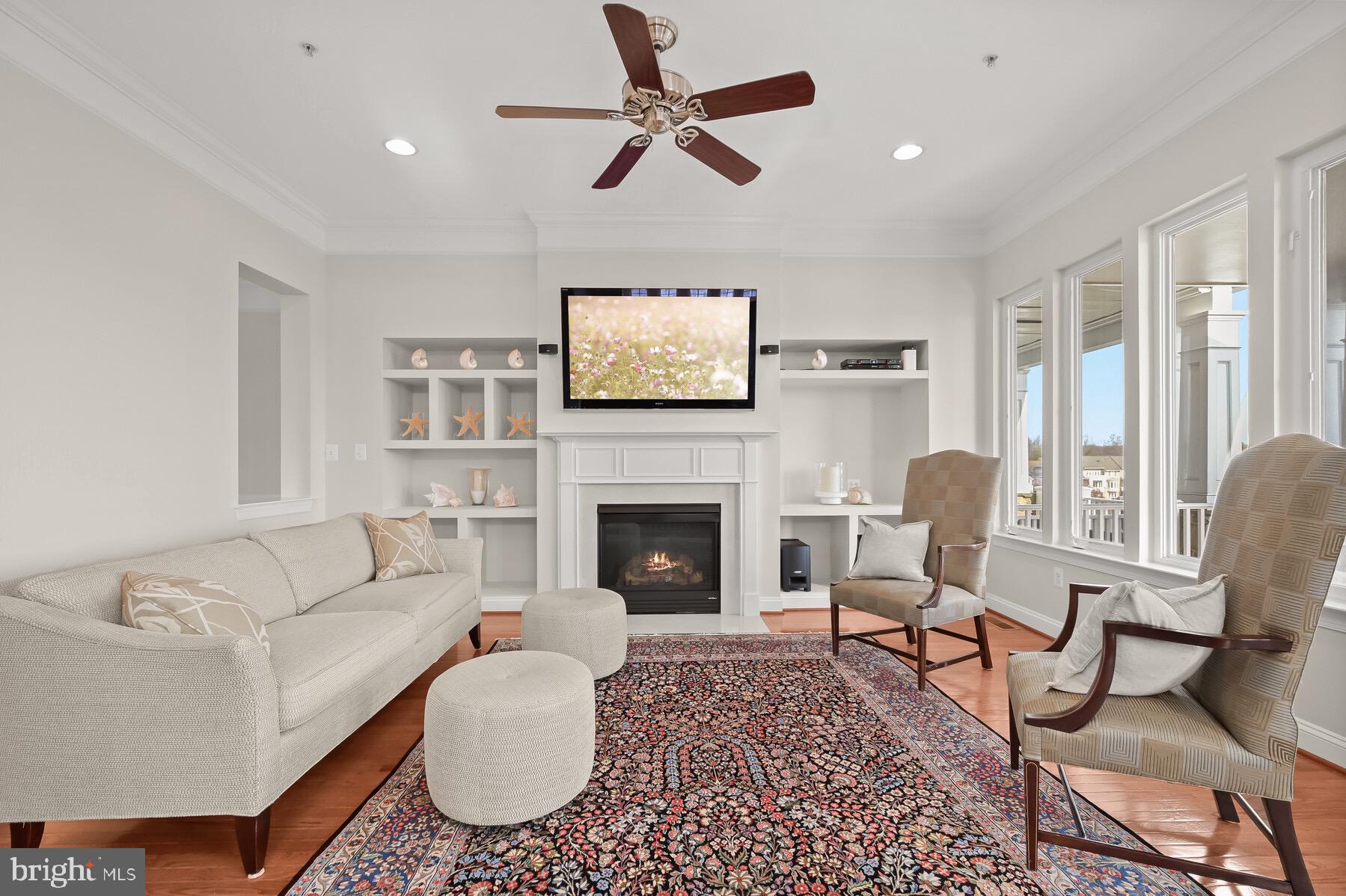 STONE LAKE - Residential