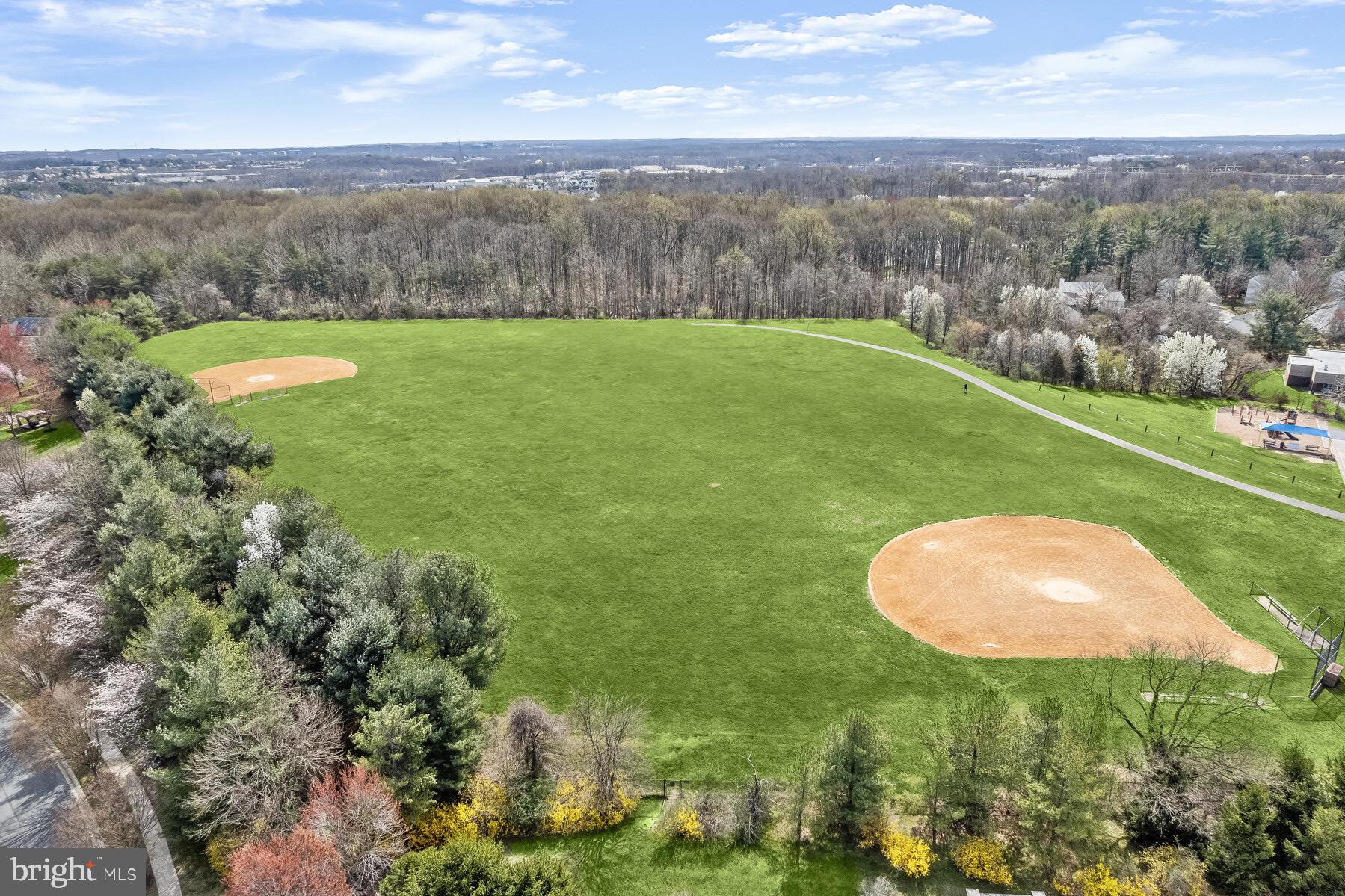 STONE LAKE - Residential