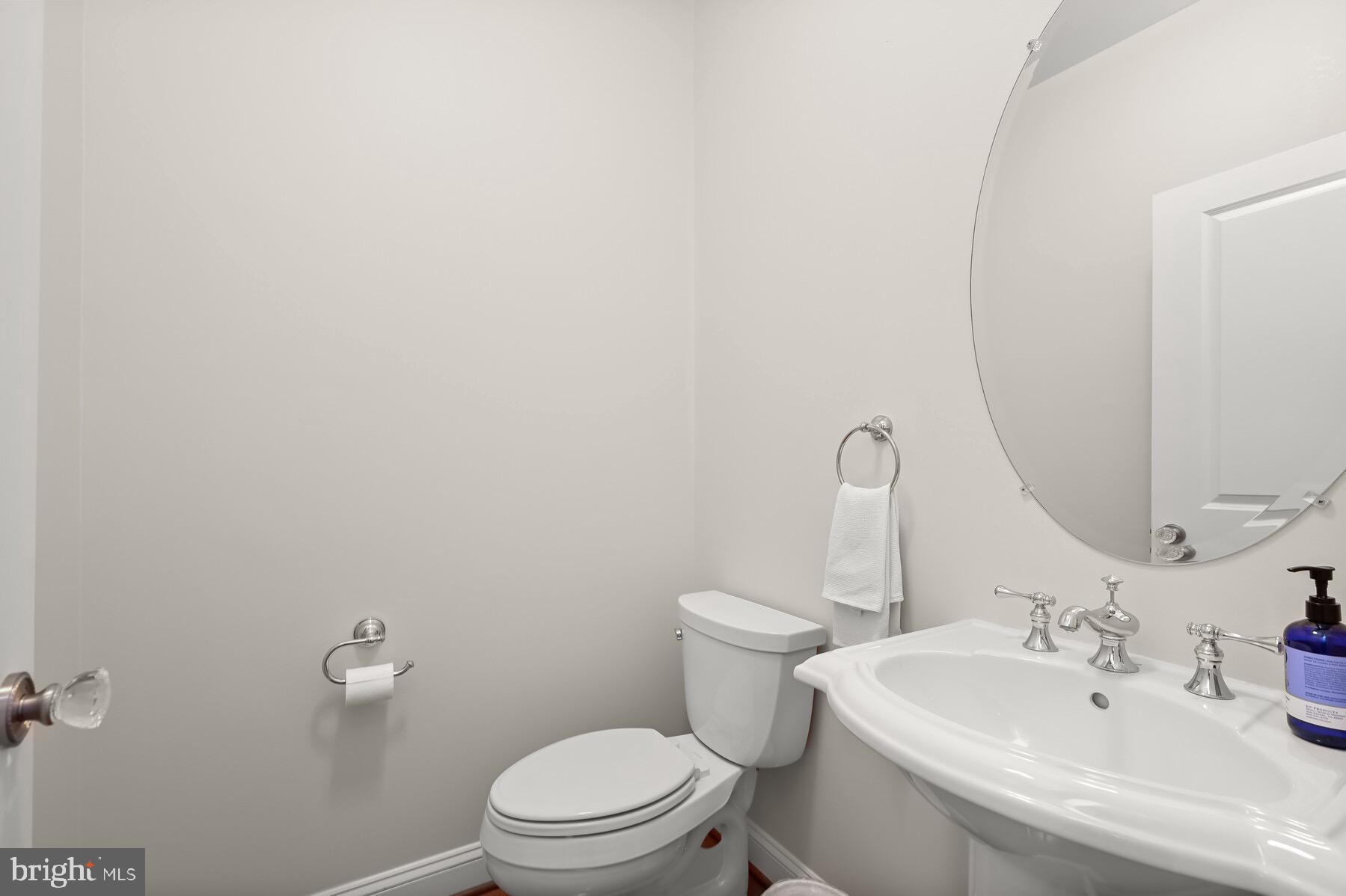 STONE LAKE - Residential