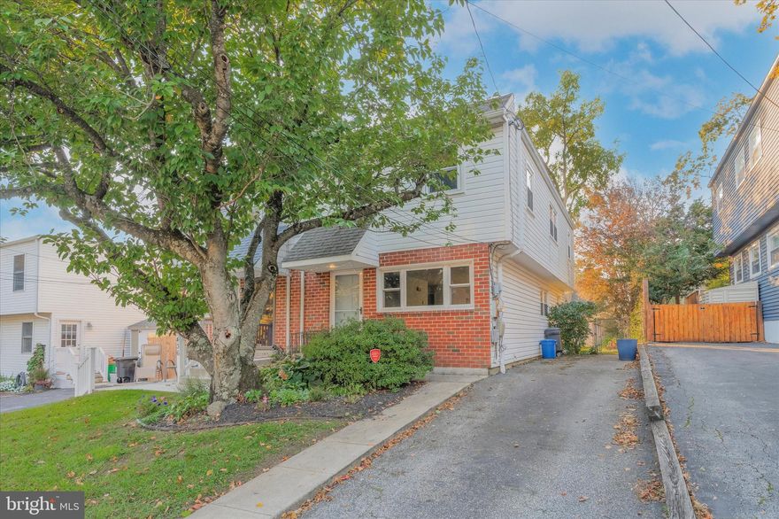 Charming 3 Bedroom Twin with Hot Tub in Coveted Media Area

Welcome to your dream home in the highly sought-after Media area! This delightful 3-bedroom, 1 1/2-bath twin boasts a perfect blend of modern amenities and classic charm. With a rear patio featuring a relaxing hot tub, recessed lighting, an open concept floor plan, and a recently remodeled first floor, this property is a true gem waiting for you.

Key Features:

1. Open Concept Floor Plan: Upon entering this home, you'll be greeted by the spacious and inviting living room, dining area, and kitchen. It is ideal for both daily living and entertaining guests.

2. Modern Kitchen: The recently remodeled first floor features a modern kitchen that will delight any home chef. It's equipped with sleek appliances, ample counter space, and plenty of storage for all your culinary needs.

3. Relaxing Rear Patio with Hot Tub: Step outside to your private rear patio and discover the perfect spot for relaxation and enjoyment. The hot tub provides the ultimate way to unwind after a long day or entertain friends and family on weekends.

4. Recessed lighting: Throughout the first floor, a warm and welcoming atmosphere is created in every room.

5. Three Bedrooms: Upstairs, you'll find three spacious bedrooms, each offering comfort and privacy. These rooms are perfect for a growing family, guests, or the flexibility to use one as a home office. Remodeled hall bathroom.

6. Partially Finished Basement: The partially finished basement adds valuable extra space for recreation, storage, or a home gym. It's a blank canvas for you to customize according to your needs and preferences.

7. Washer/Dryer and Fridge Included: The washer, dryer, and fridge are included with the property, providing convenience and value. They are being sold "as is," allowing you to move in and start enjoying your new home right away.

This twin home combines modern living with the classic charm of the Media area, offering a comfortable and welcoming retreat. Its prime location provides easy access to Media's vibrant downtown, top-rated schools, parks, shopping, dining, and major commuter routes.

Don't miss this opportunity to make this lovely property your forever home. Contact us today to schedule a showing and make this fantastic house yours!   This is an estate and being sold "as is".   Seller will provide certificate of occupancy.