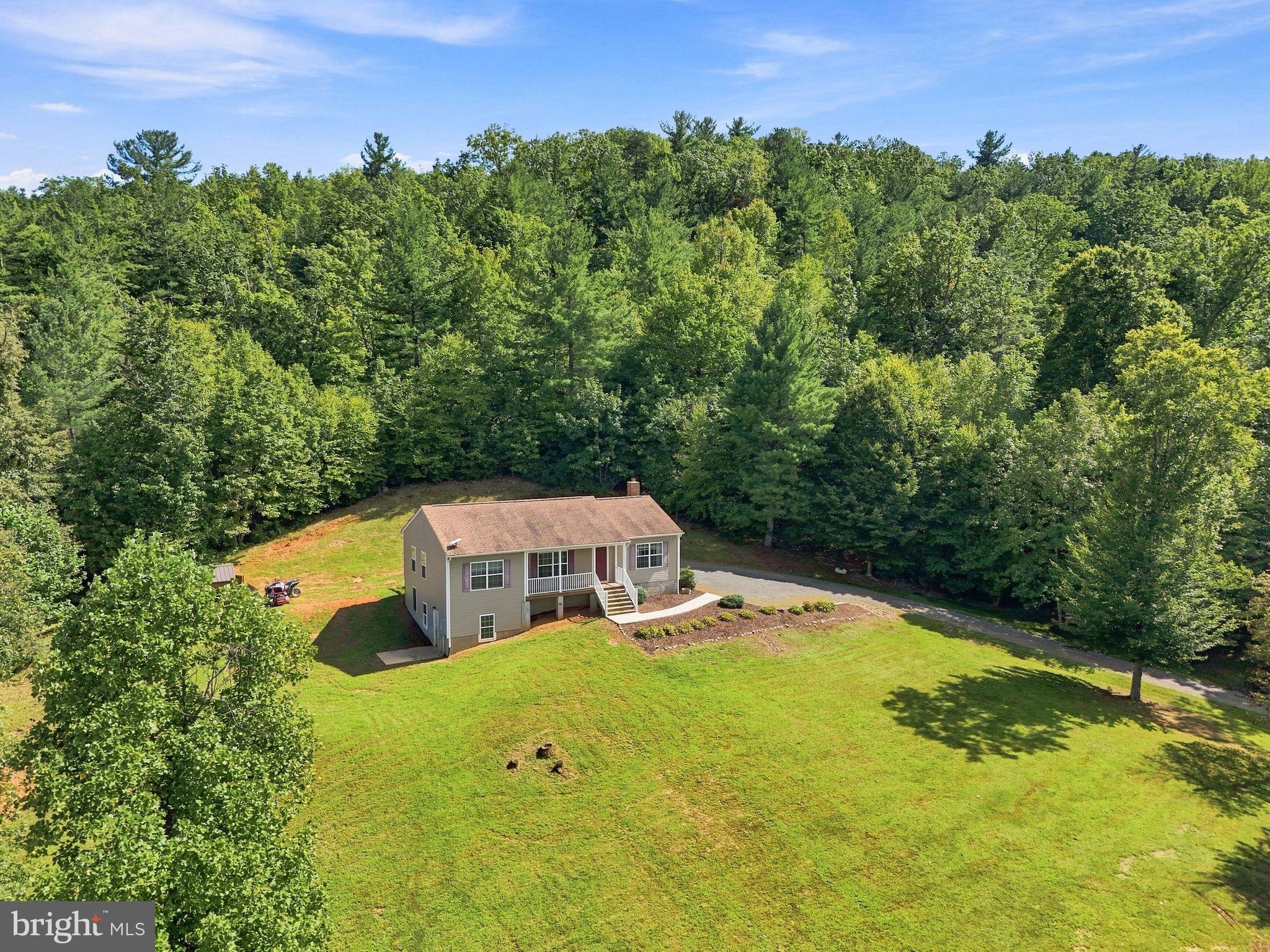 452 ROCKY HILL LANE