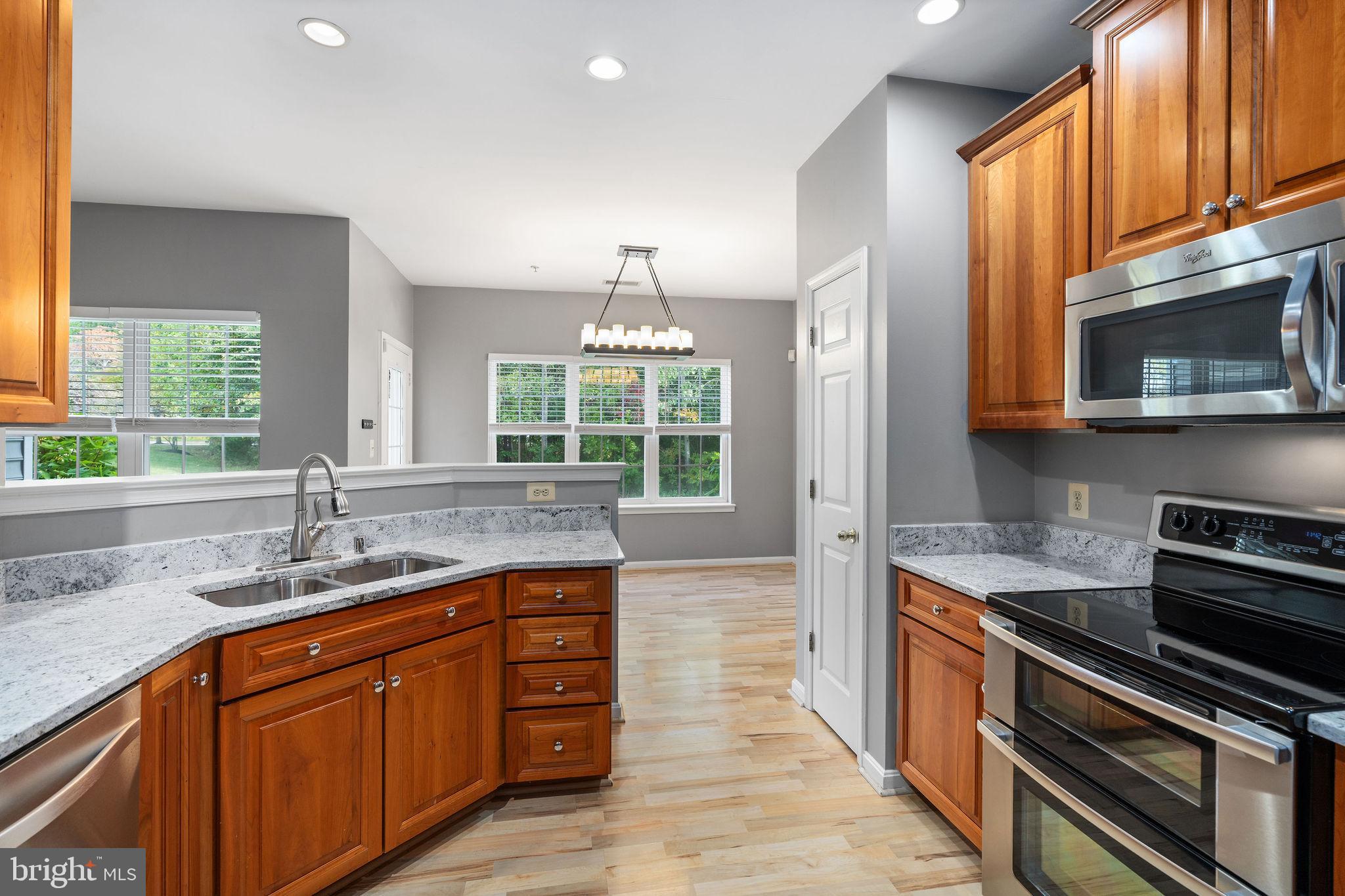 HOPEWELL POINTE - Residential