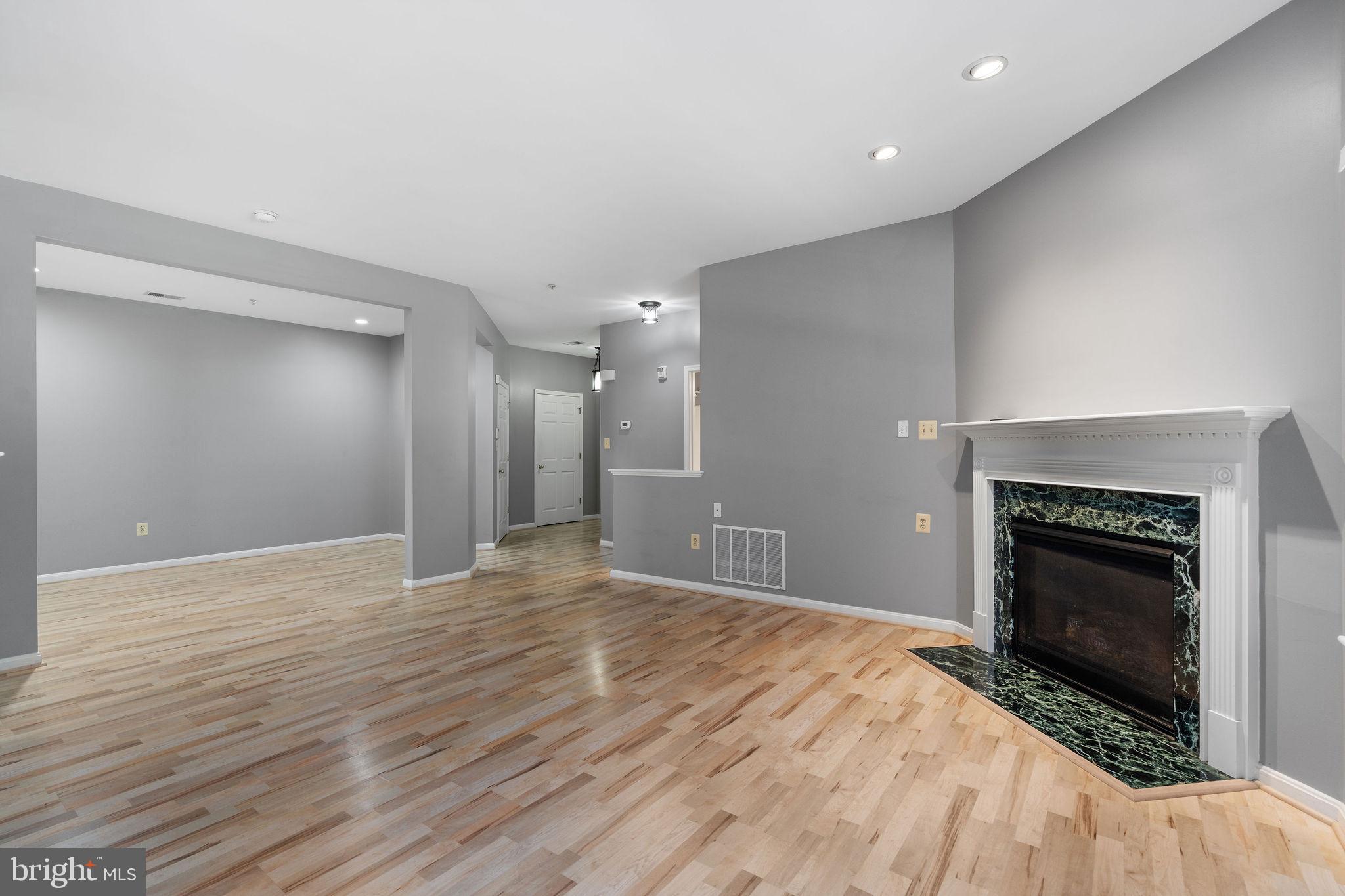 HOPEWELL POINTE - Residential