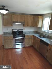 ROLLING STONE - Residential Lease