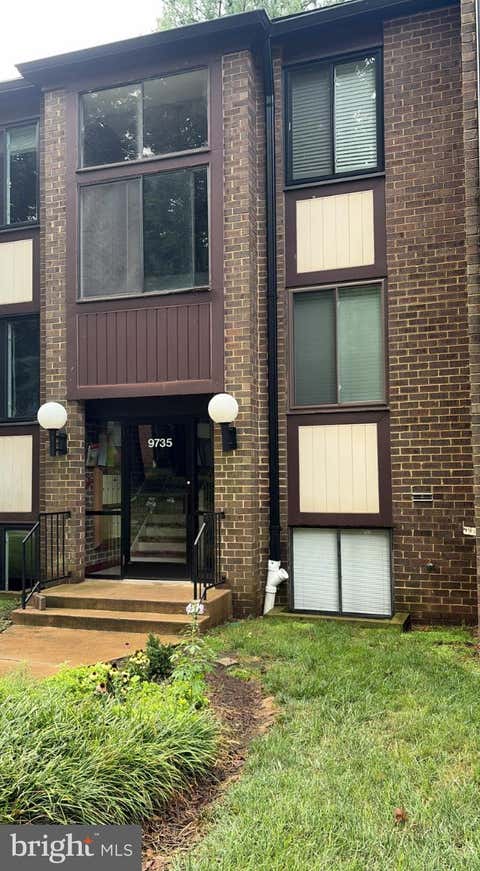 Photo of 9735 Kings Crown Court #1, FAIRFAX, VA 22031 (MLS # VAFX2333618)