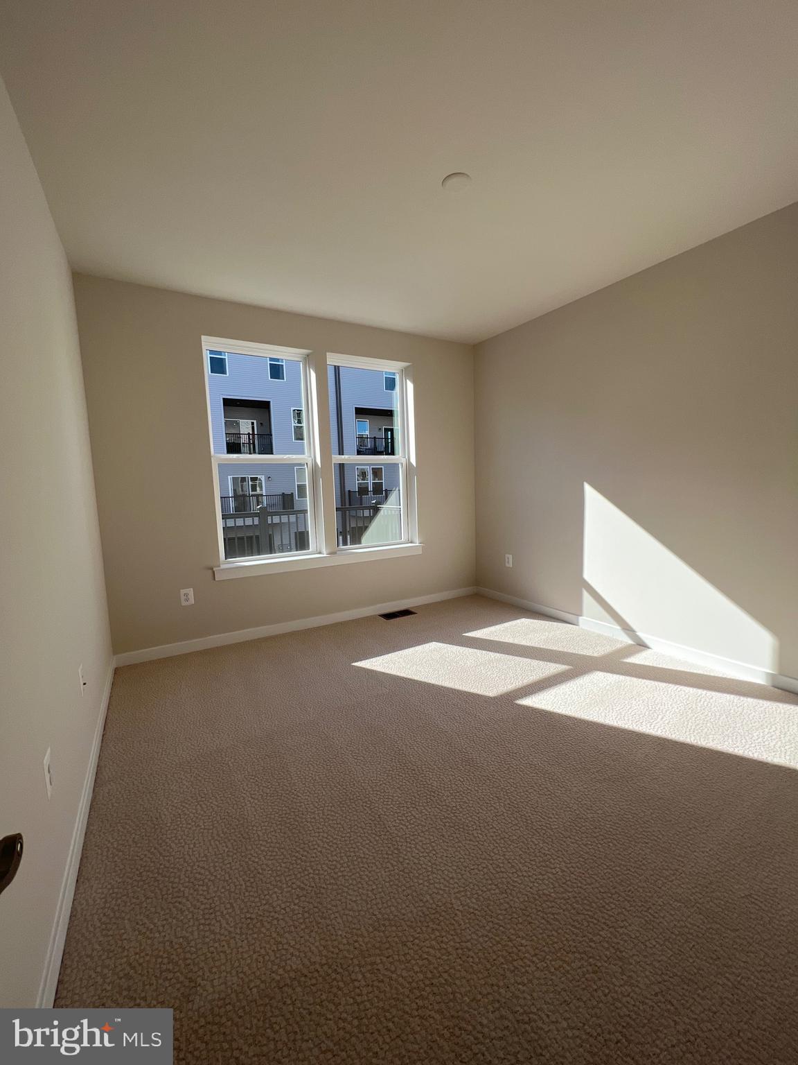 ASHBROOK PLACE - Residential Lease