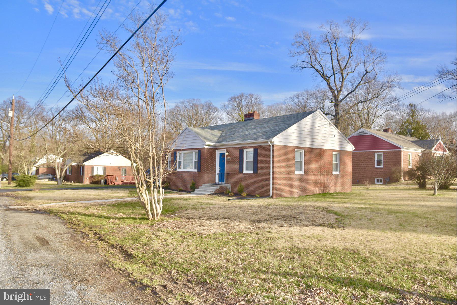 OAK KNOLL - Residential