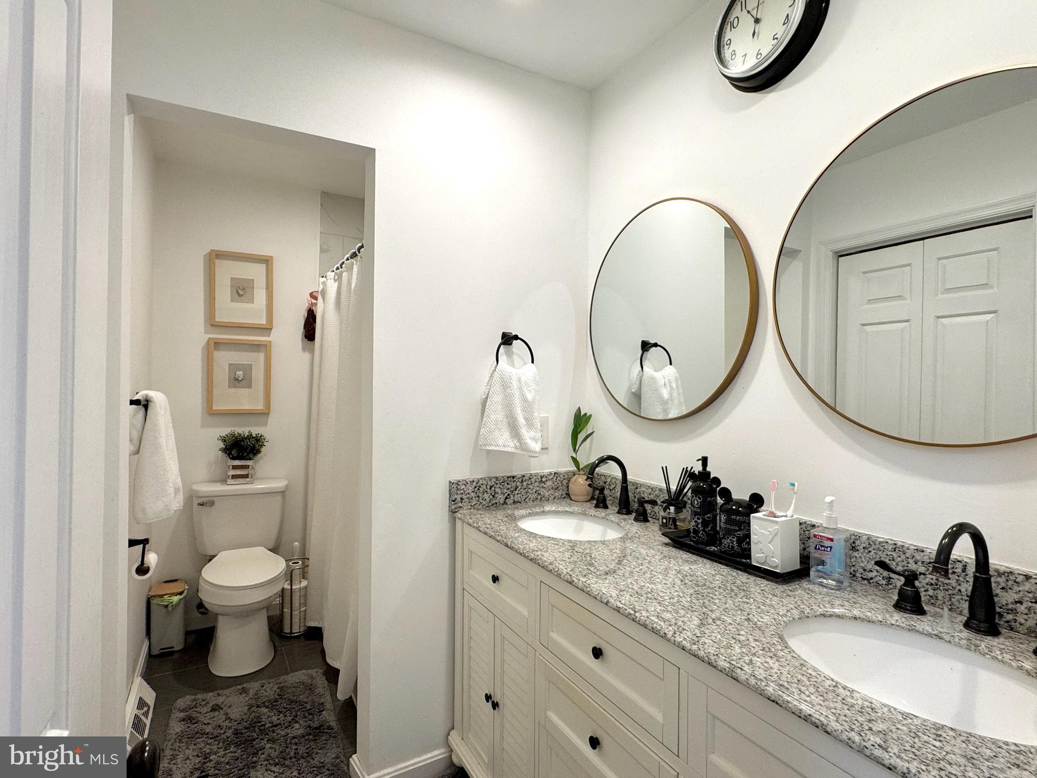 KINGSVILLE - Residential