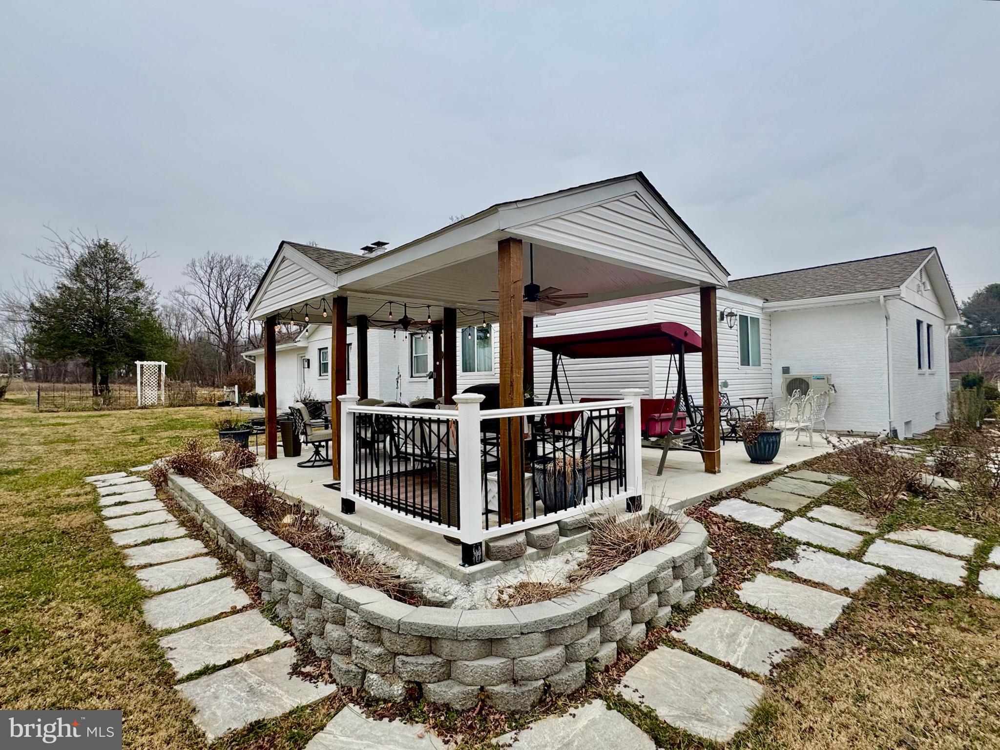 KINGSVILLE - Residential