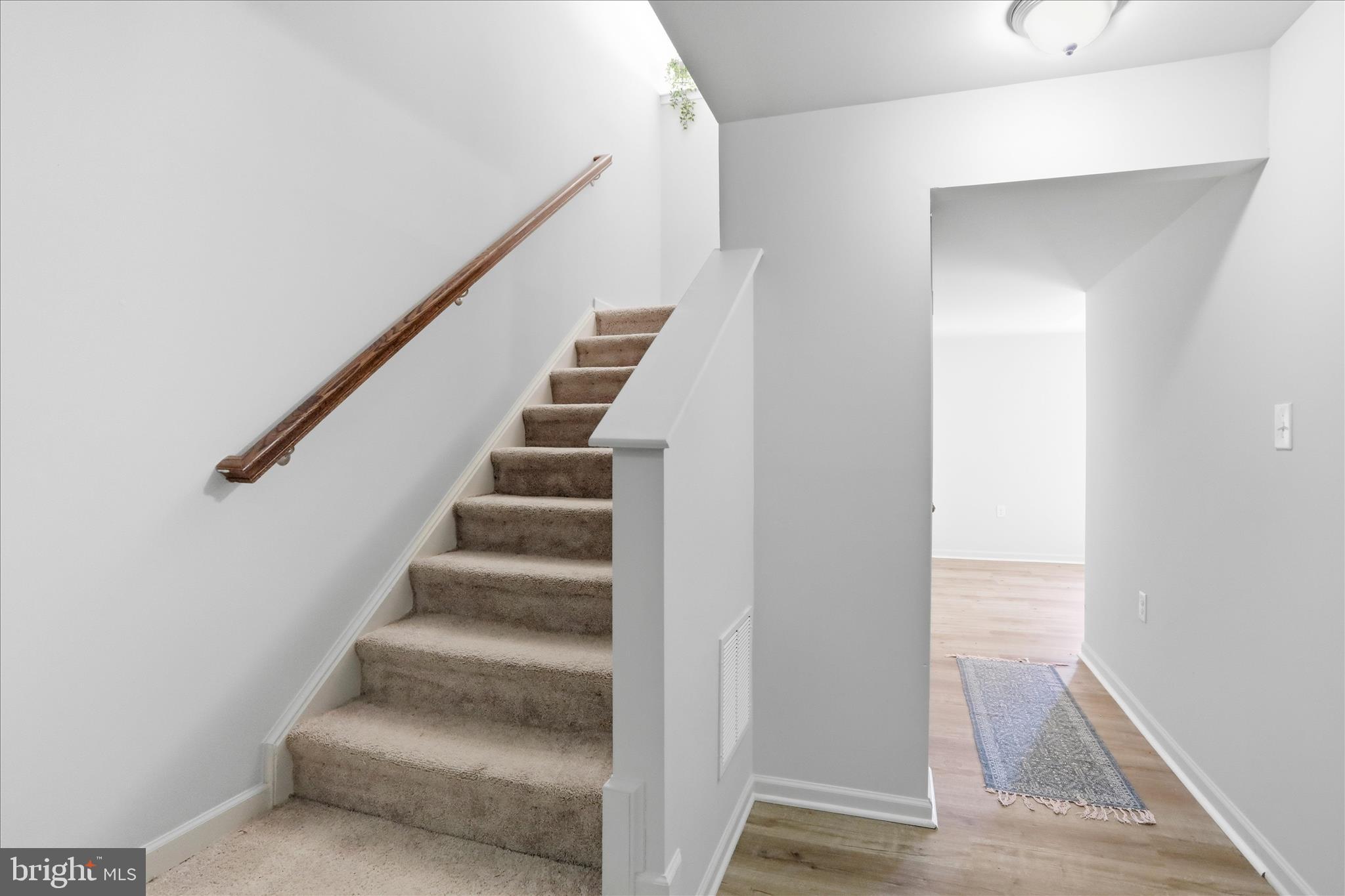 STONEBROOK VILLAGE - Residential