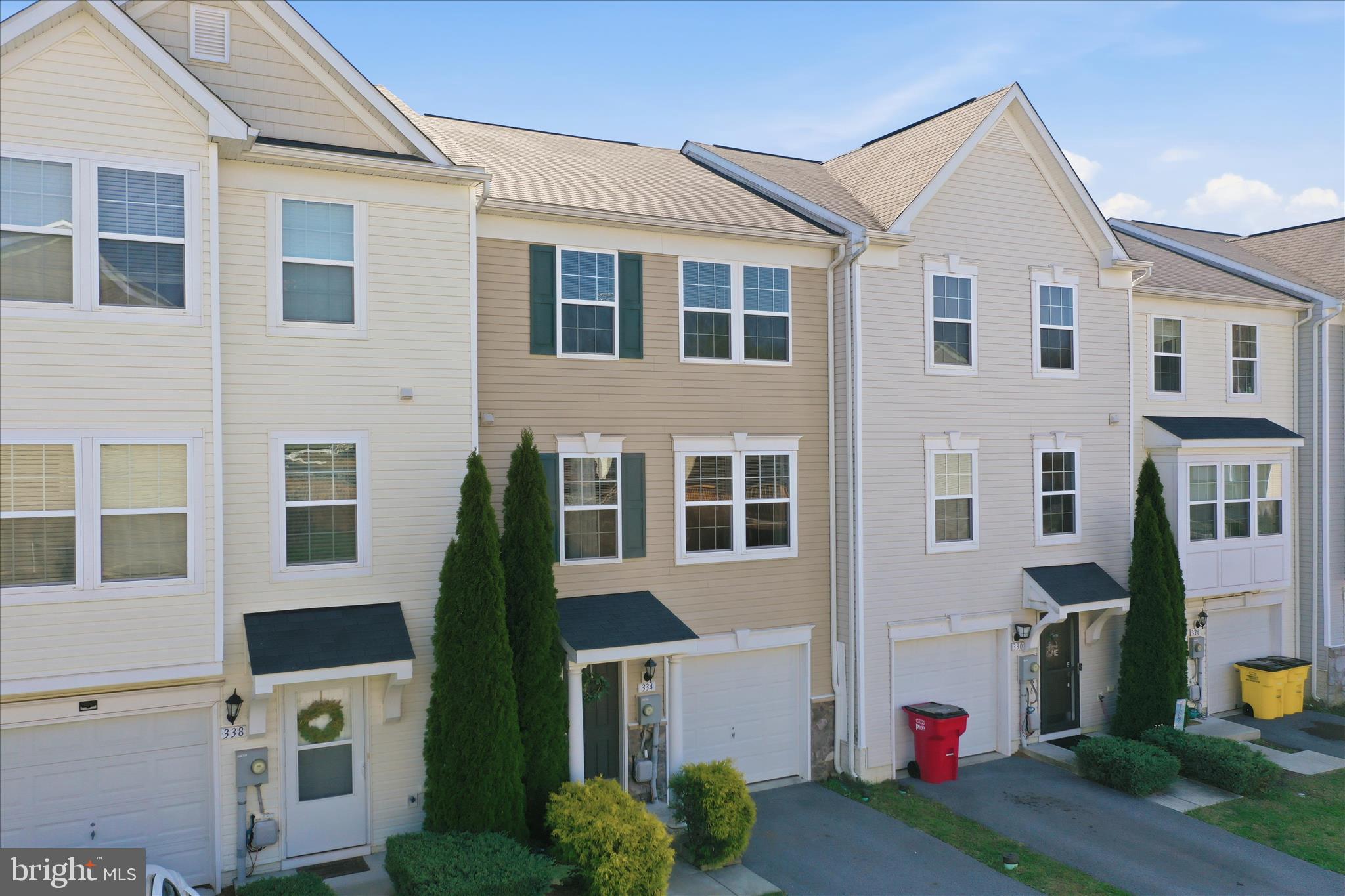 STONEBROOK VILLAGE - Residential