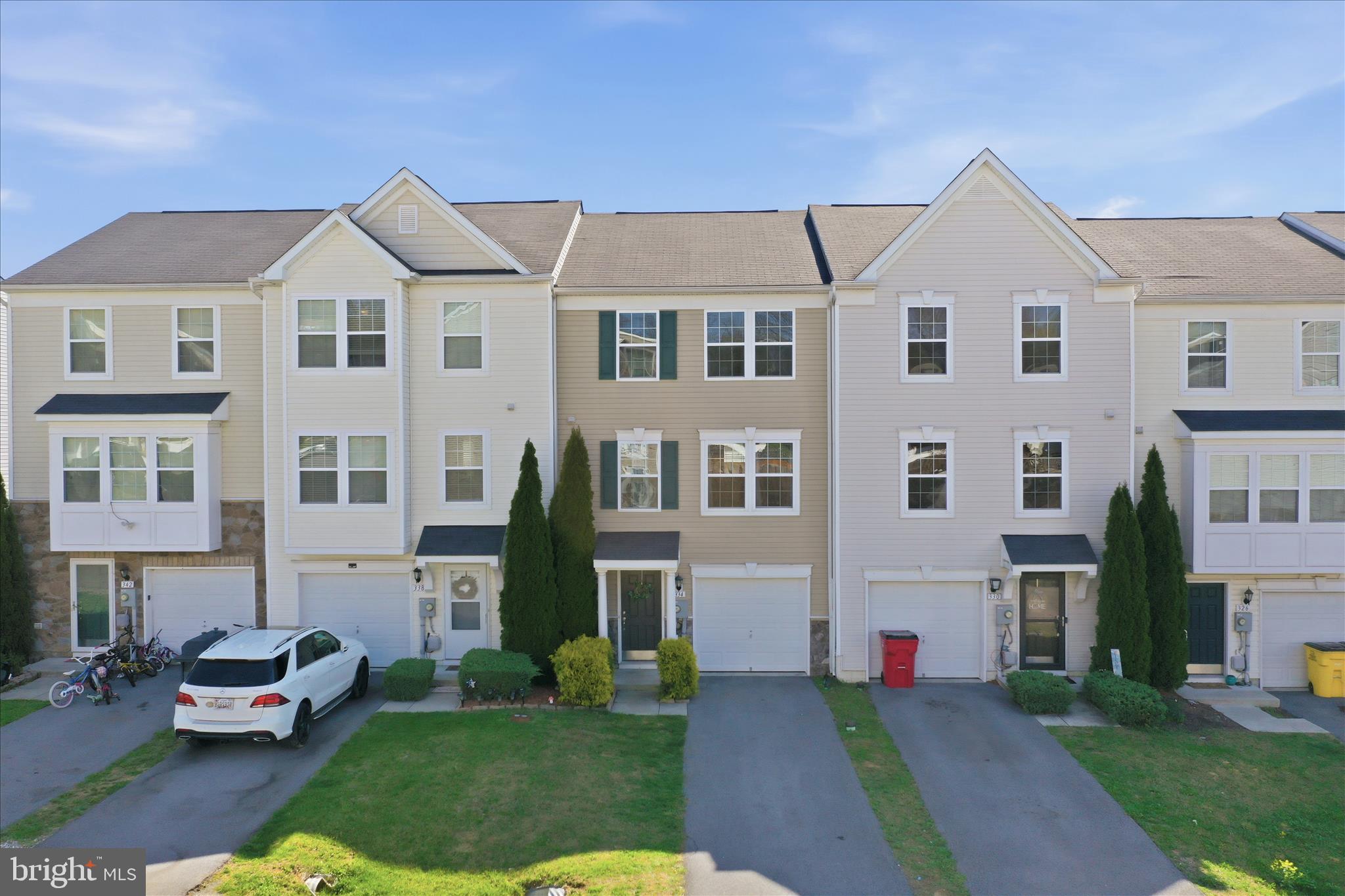 STONEBROOK VILLAGE - Residential