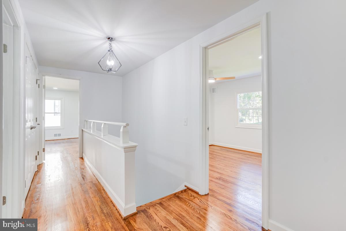 FOX HILLS - Residential