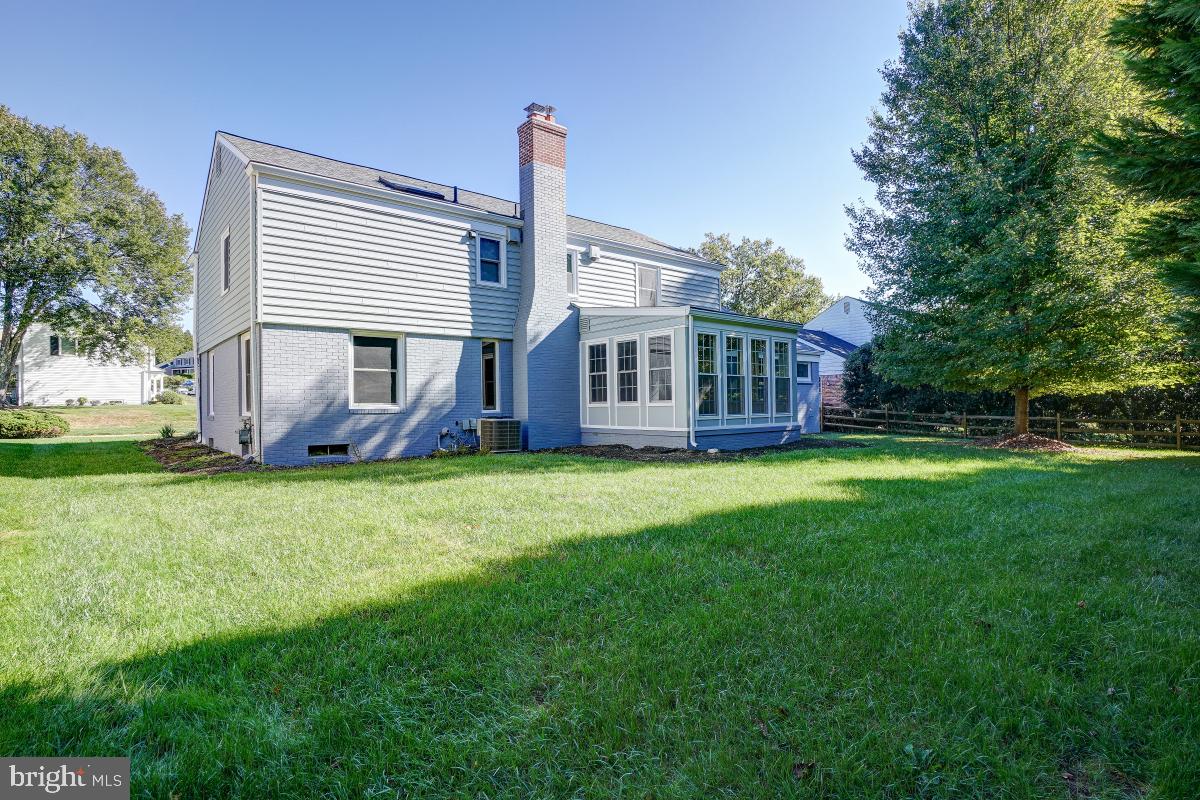 FOX HILLS - Residential