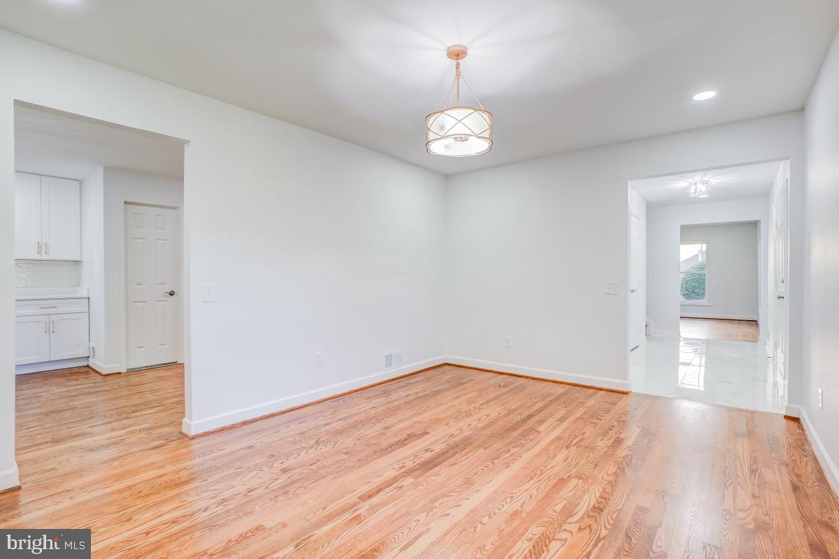 FOX HILLS - Residential