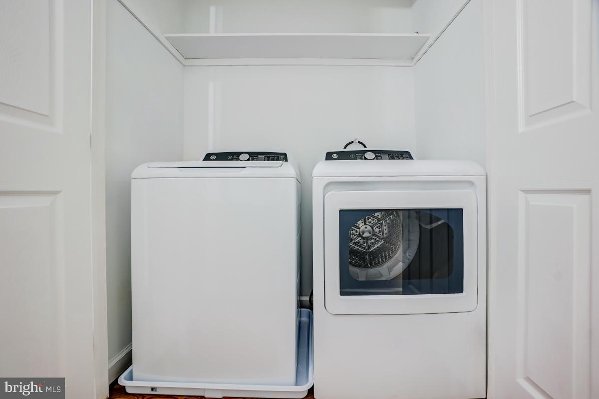 FOX HILLS - Residential