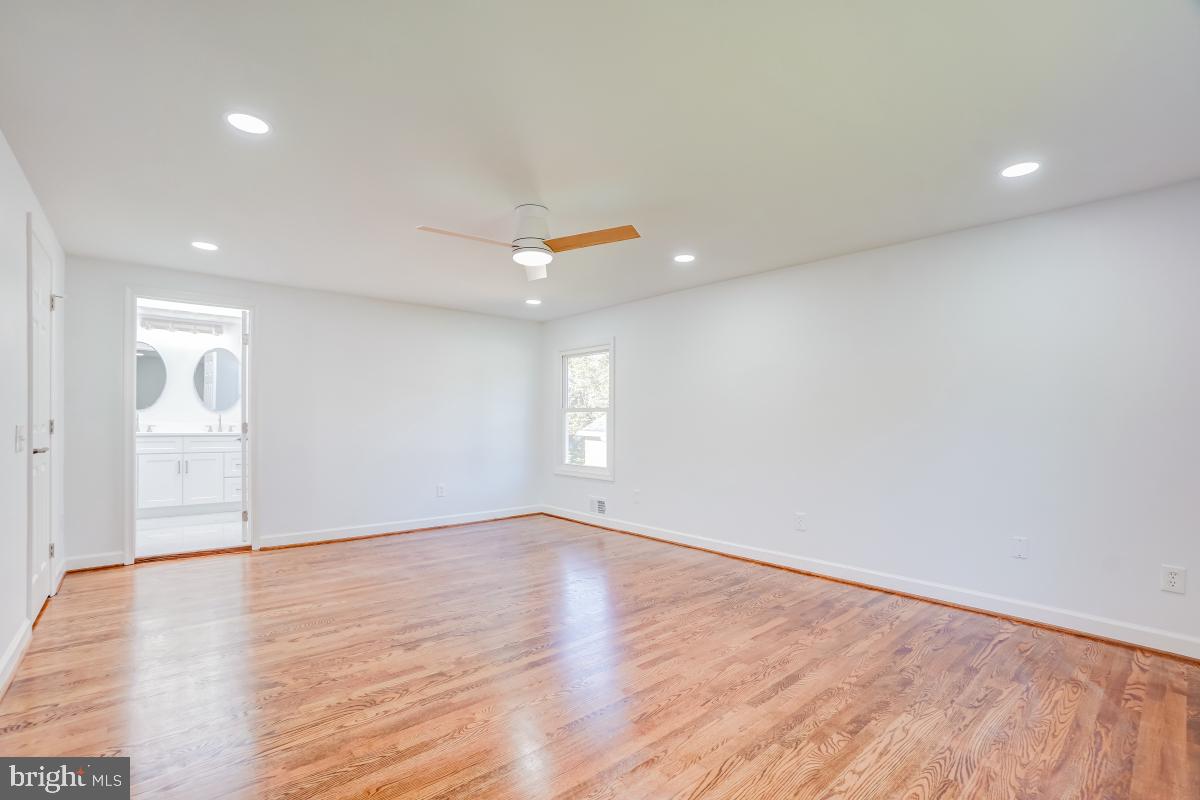 FOX HILLS - Residential