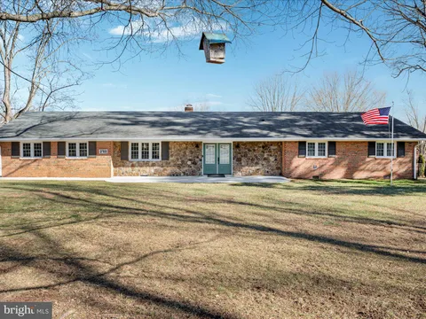 2411 Little River Road, Haymarket, VA MLS: VAPW2087436