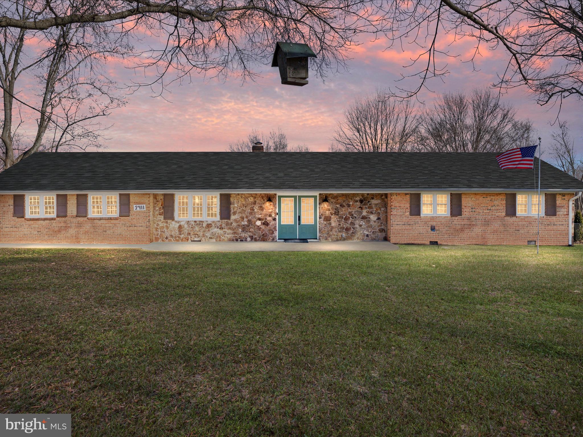 2411 LITTLE RIVER ROAD