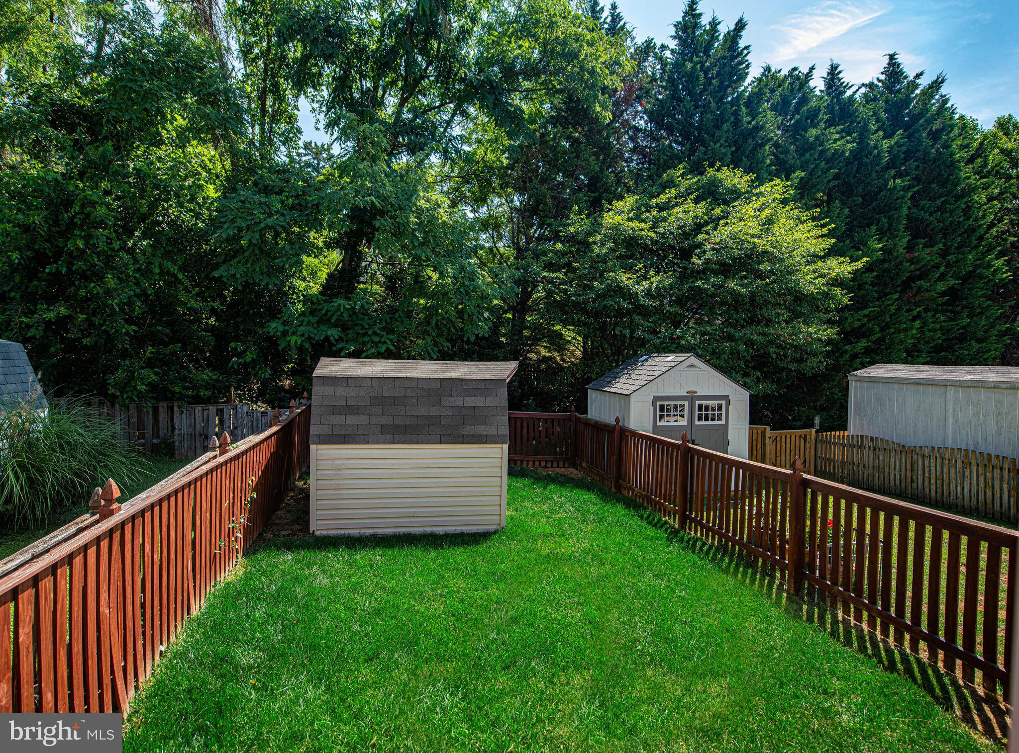 IRWINS CHOICE - Residential Lease