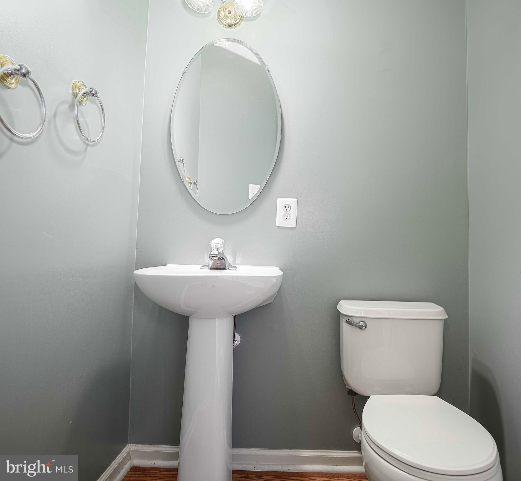 IRWINS CHOICE - Residential Lease