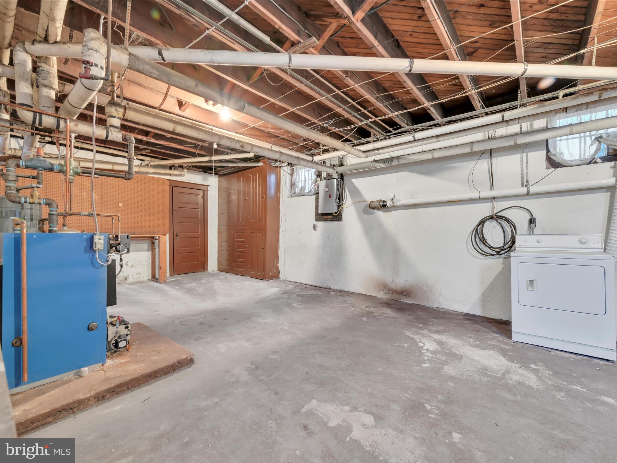 YORKVILLE - Residential