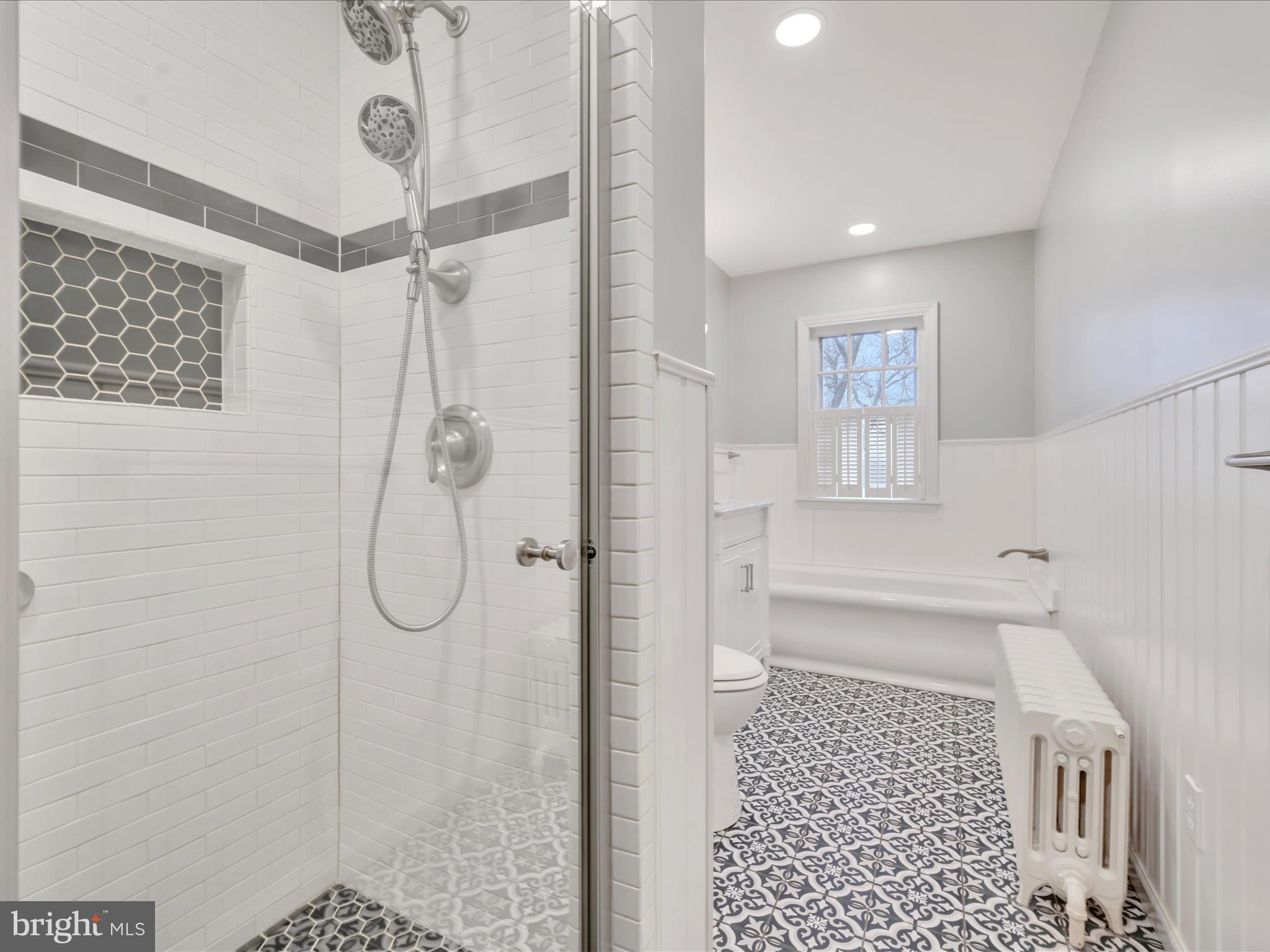 YORKVILLE - Residential