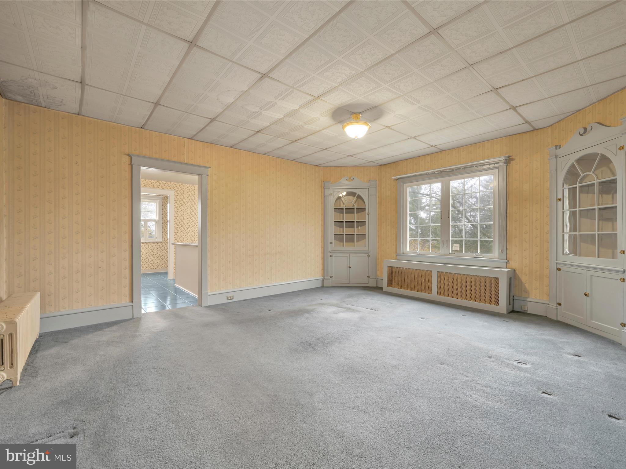 YORKVILLE - Residential