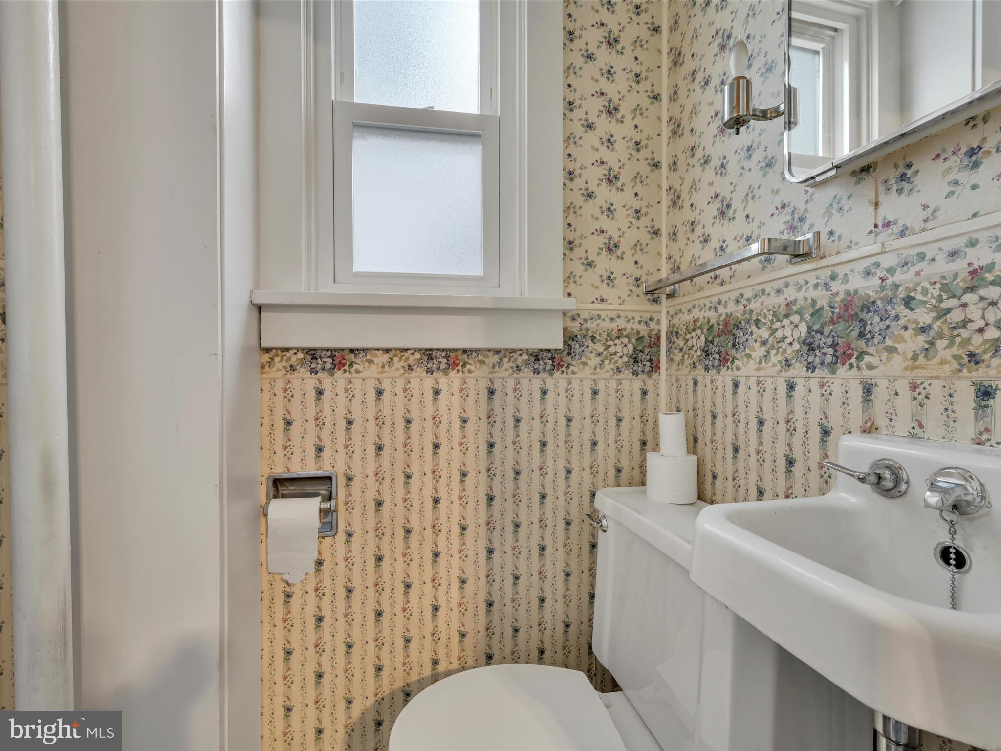 YORKVILLE - Residential