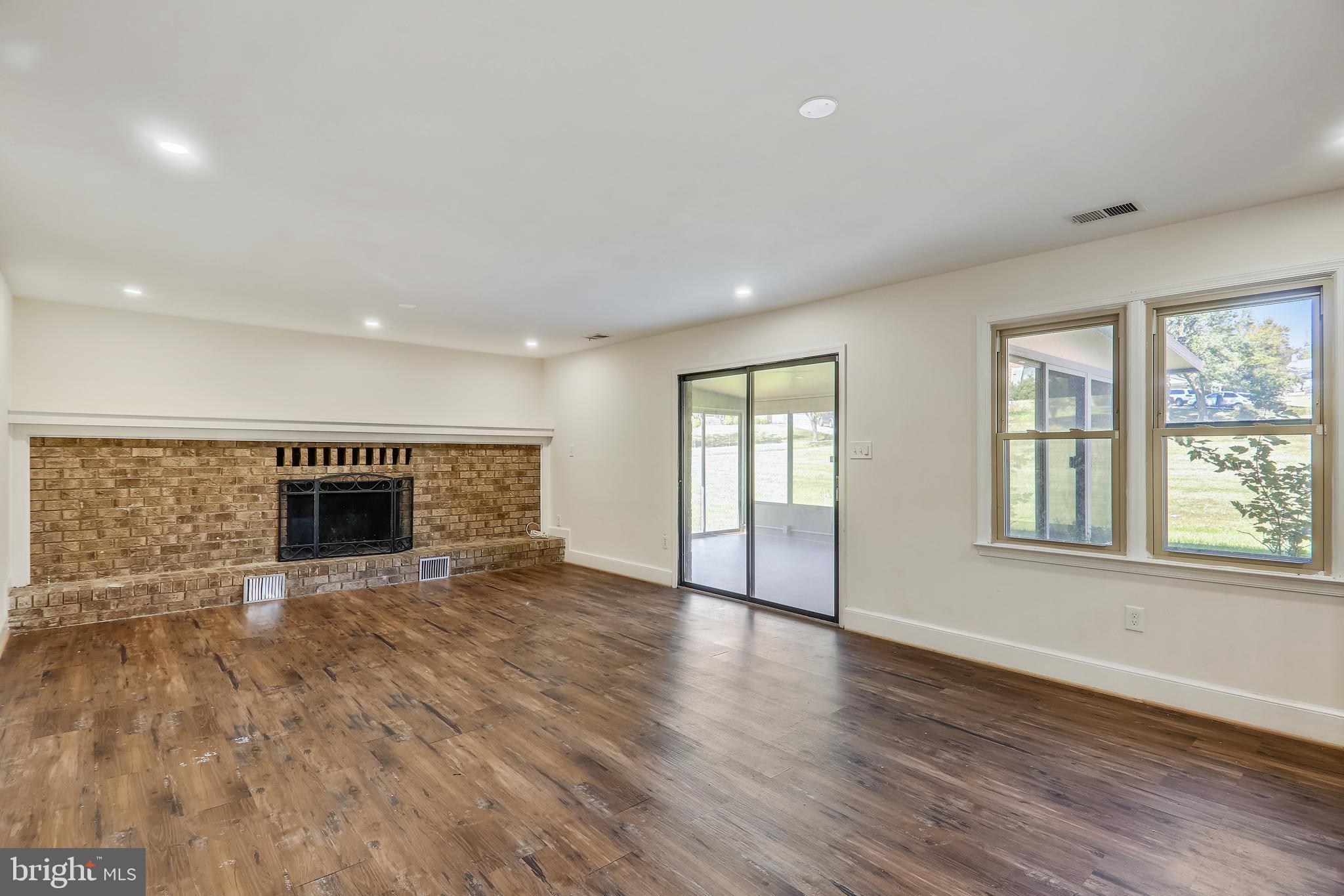 PARADISE ACRES - Residential