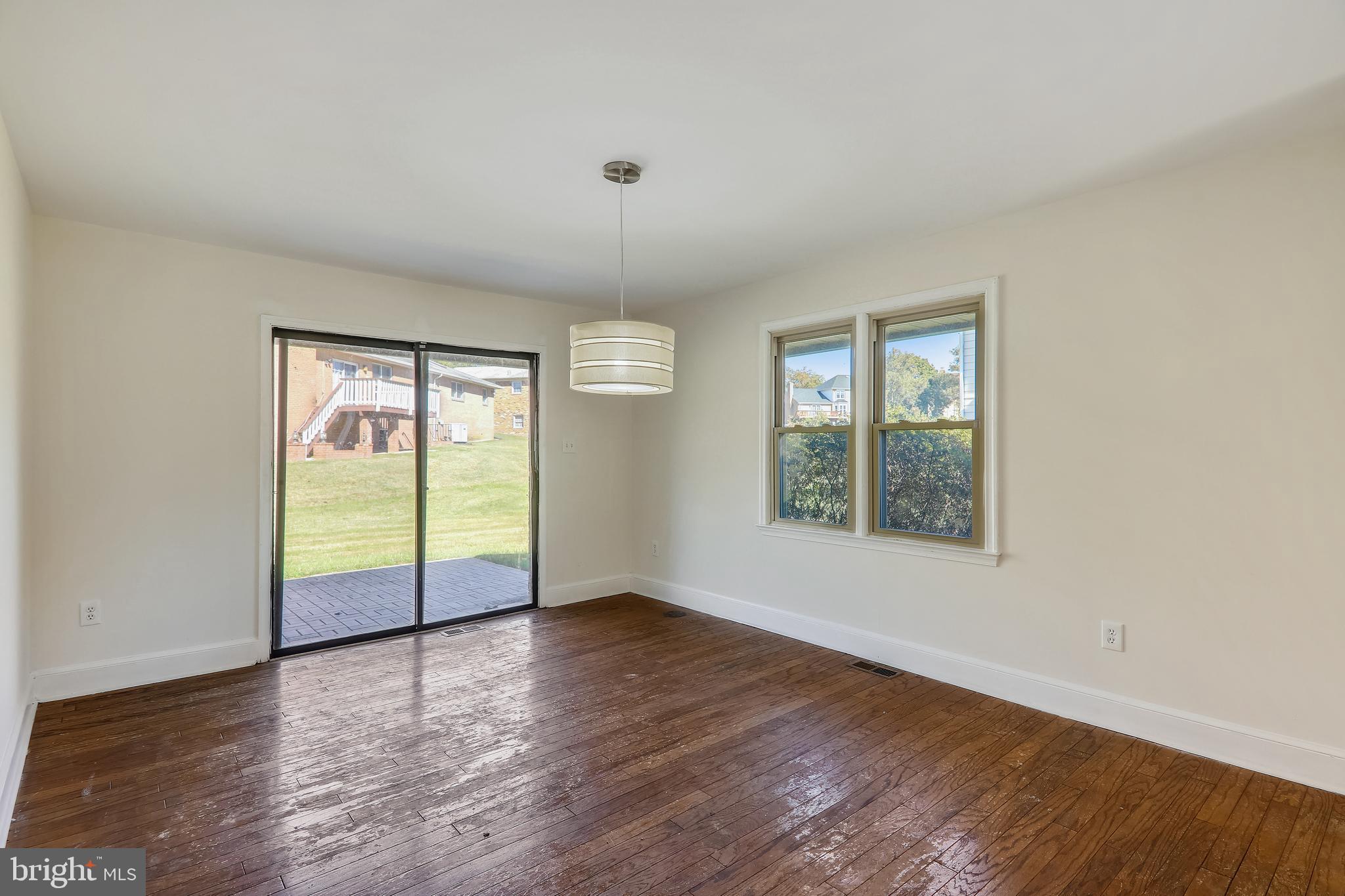 PARADISE ACRES - Residential