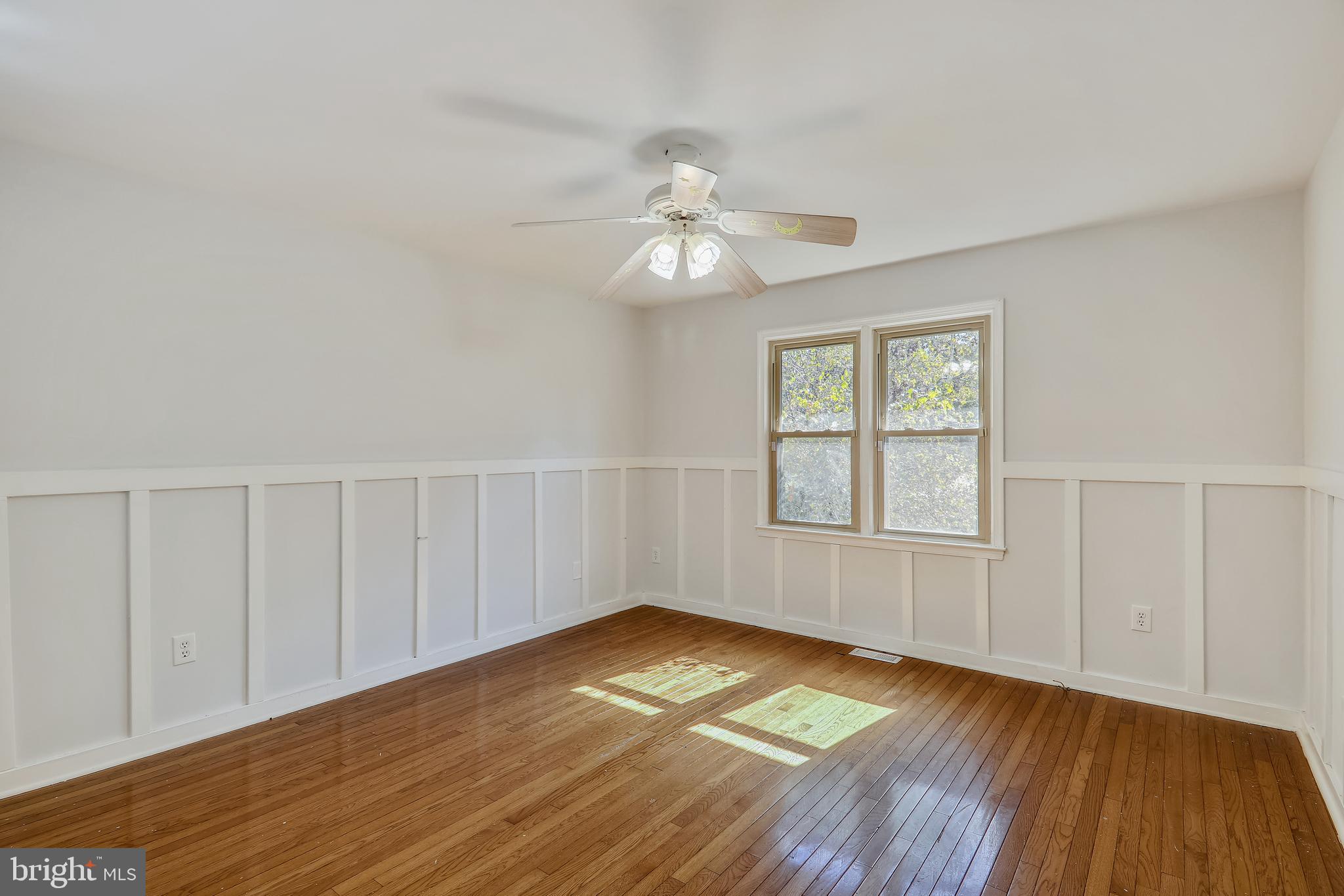 PARADISE ACRES - Residential