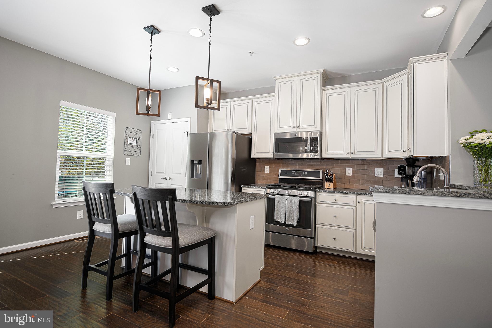 MAGNESS MILL - Residential