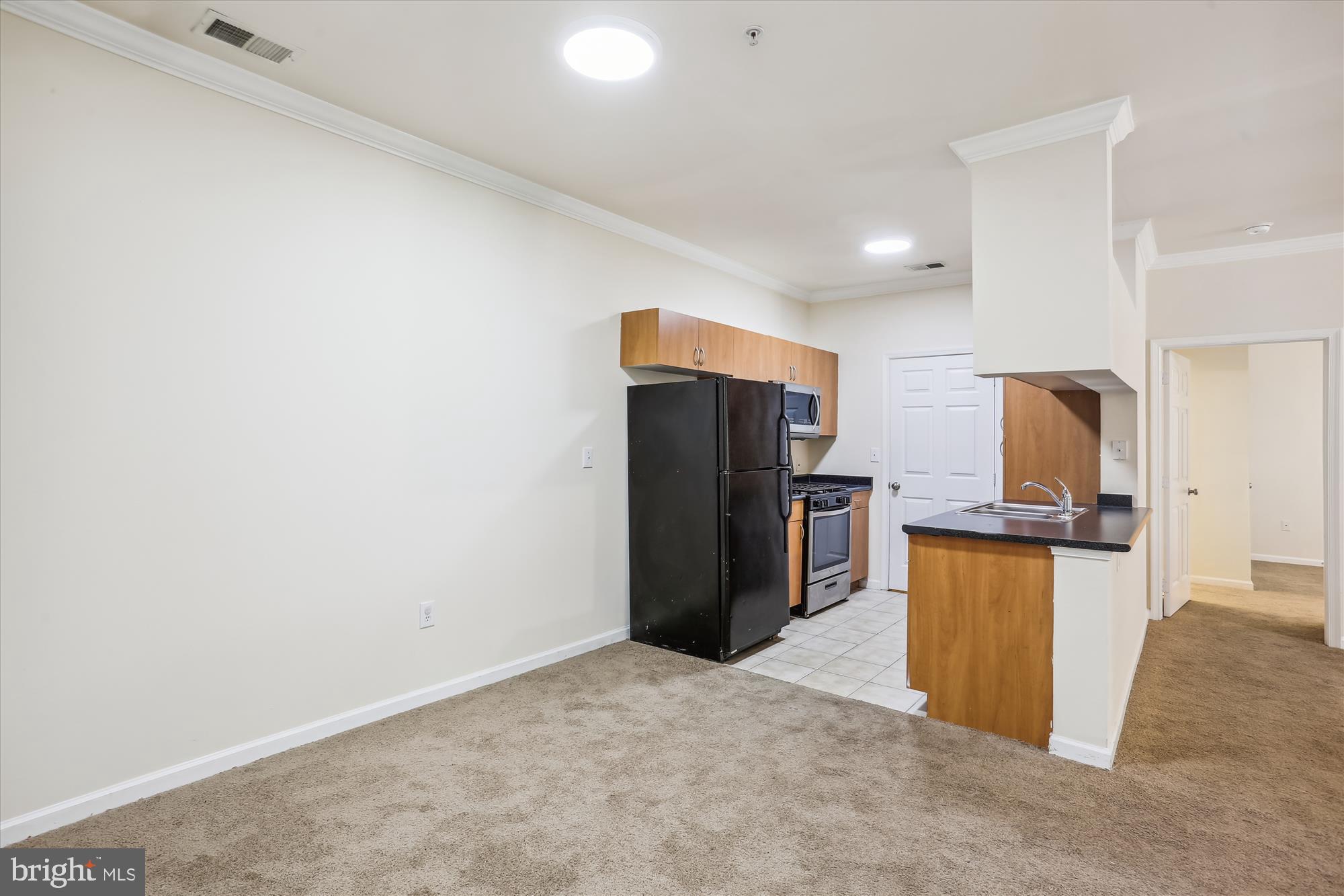 ASHMORE AT GERMANOWN COMMUNITY - Residential Lease