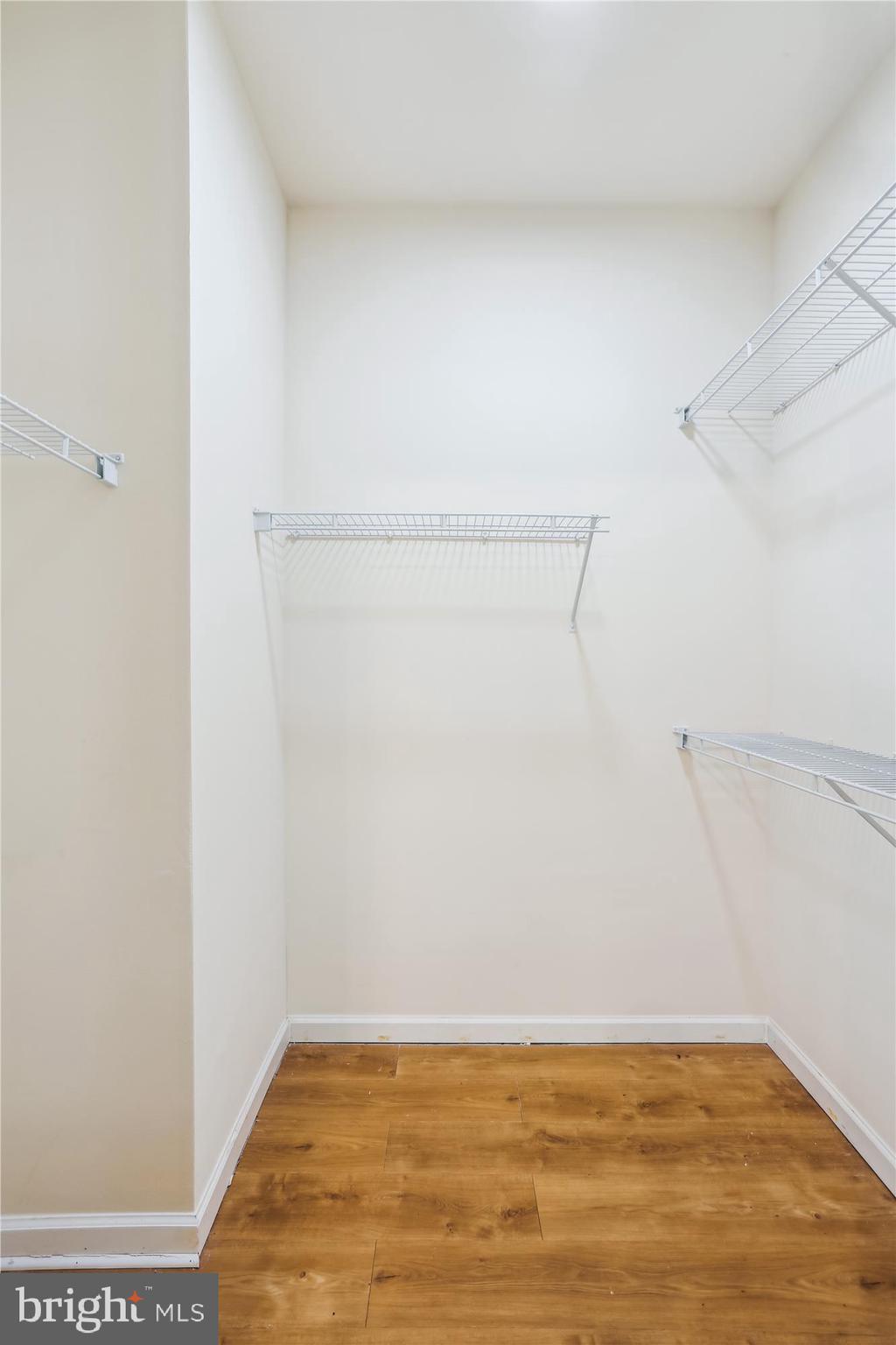 ASHMORE AT GERMANOWN COMMUNITY - Residential Lease