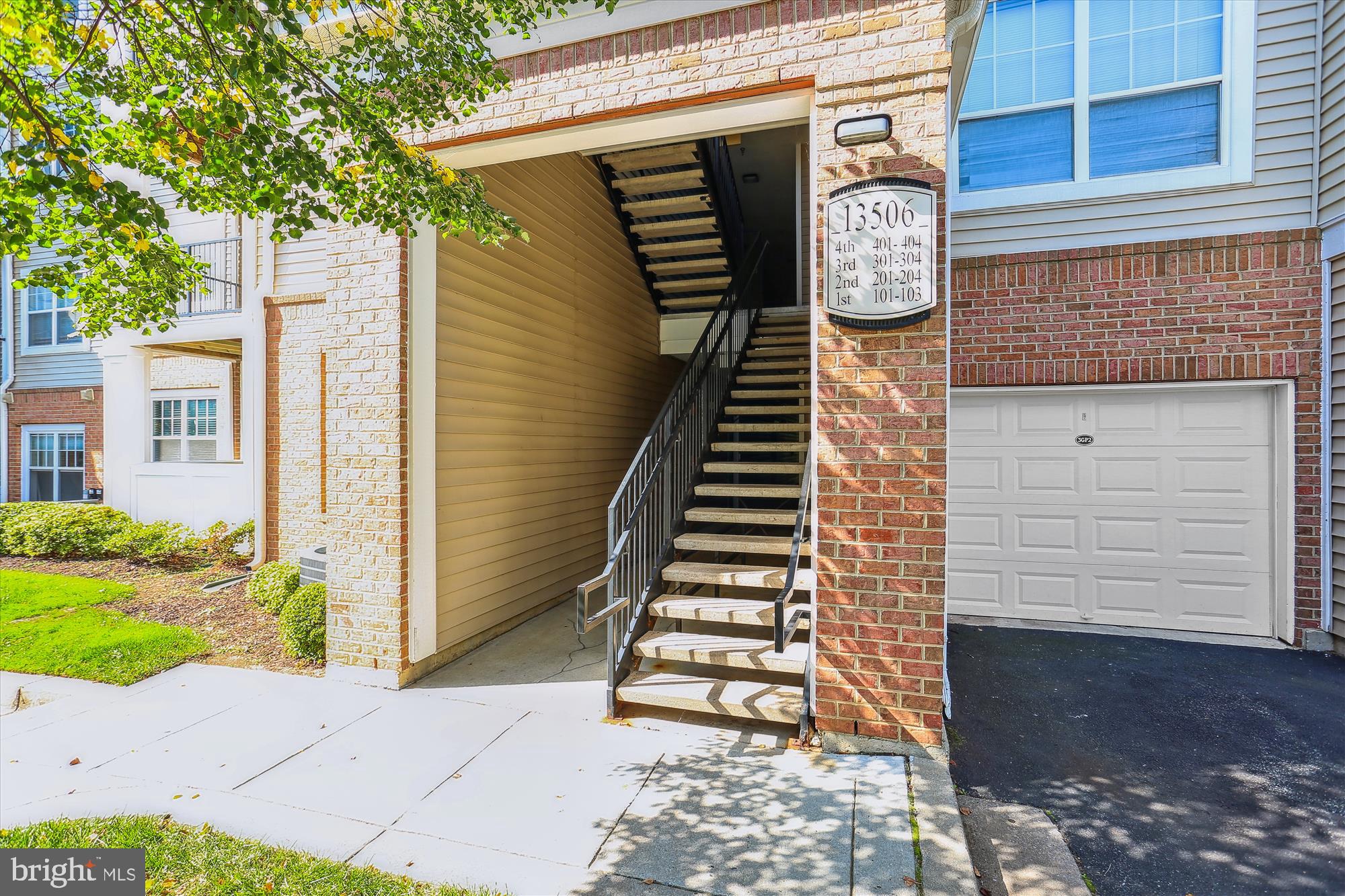 ASHMORE AT GERMANOWN COMMUNITY - Residential Lease