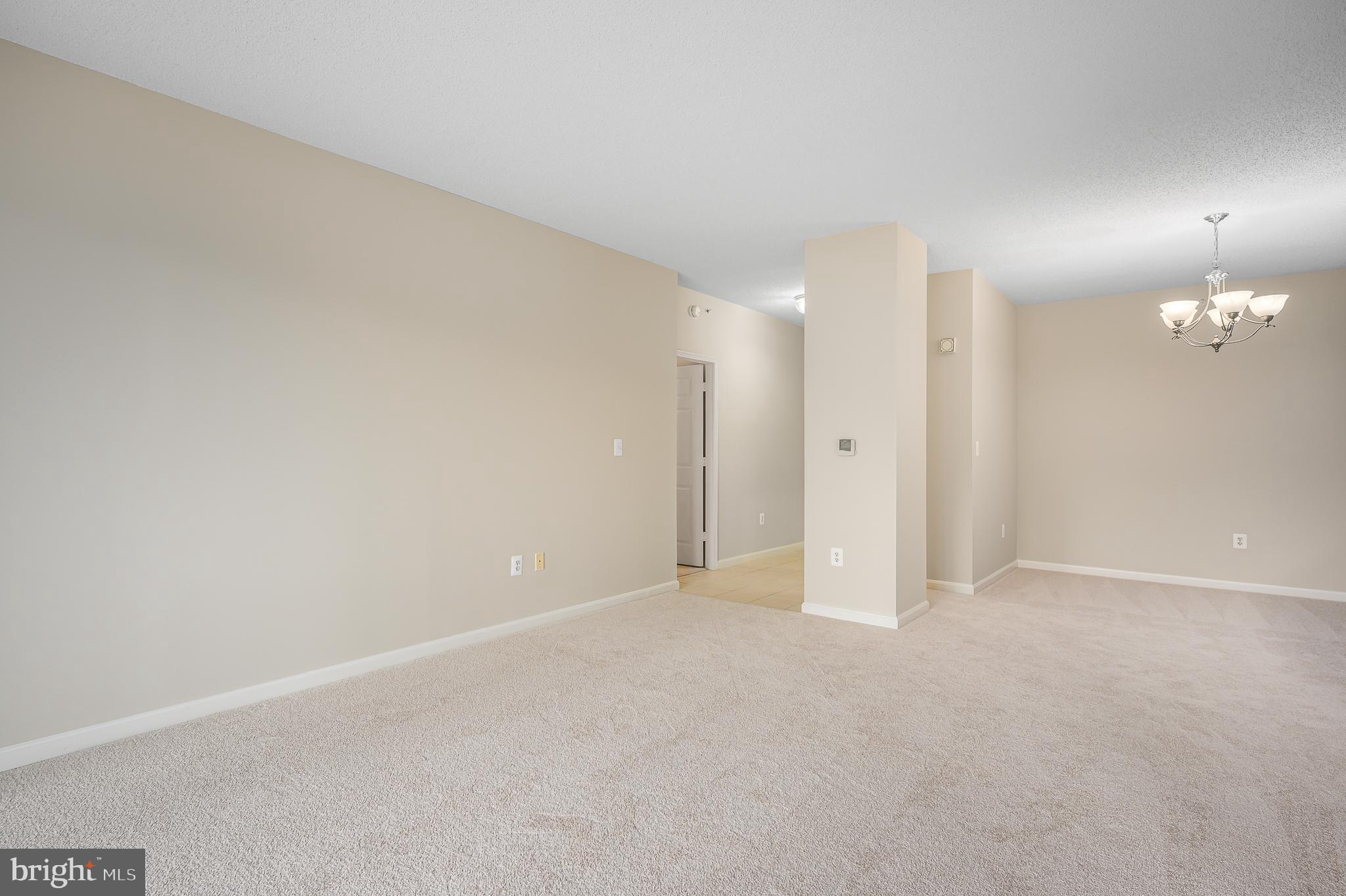 LANSDOWNE WOODS - Residential