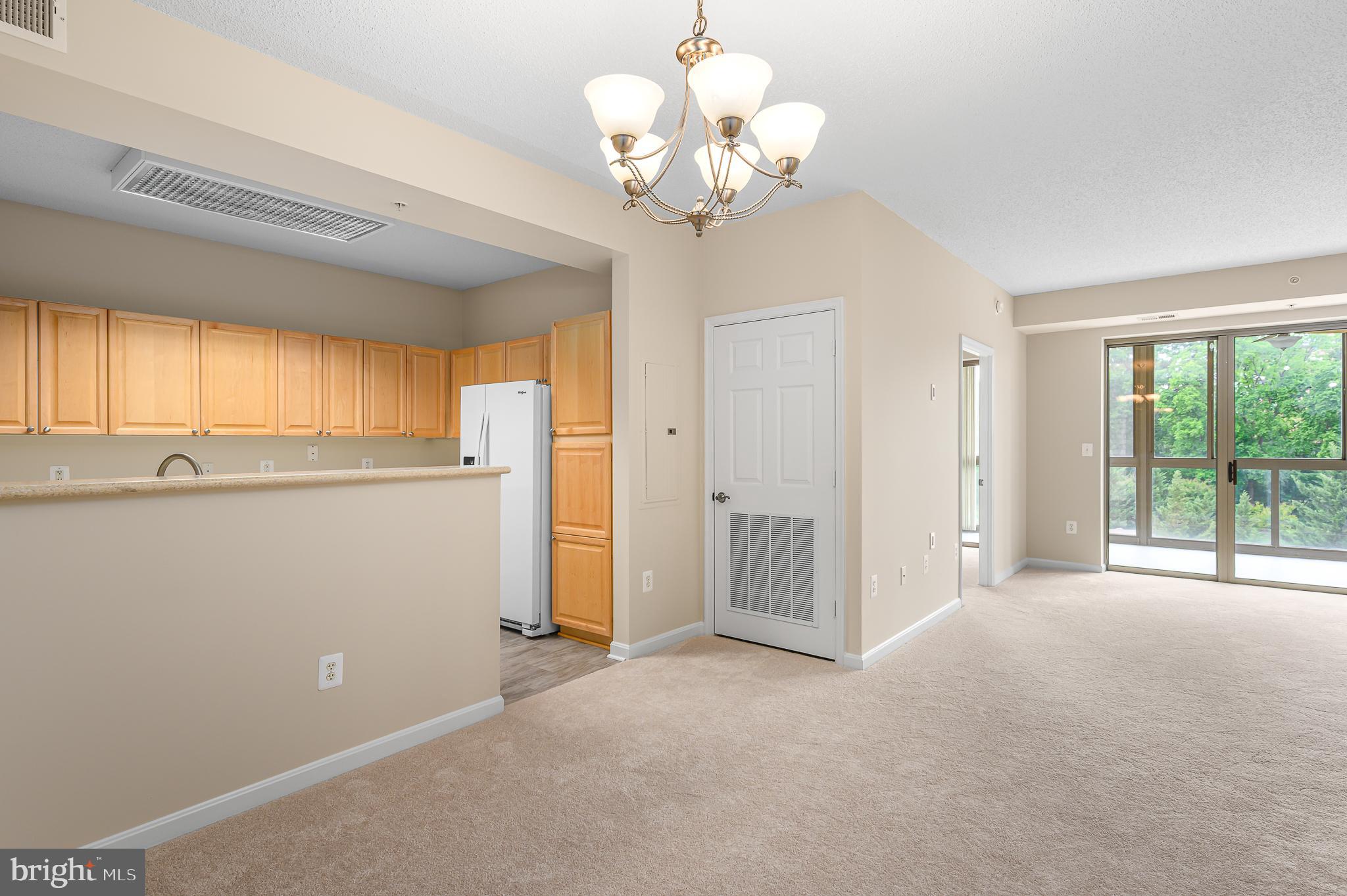 LANSDOWNE WOODS - Residential